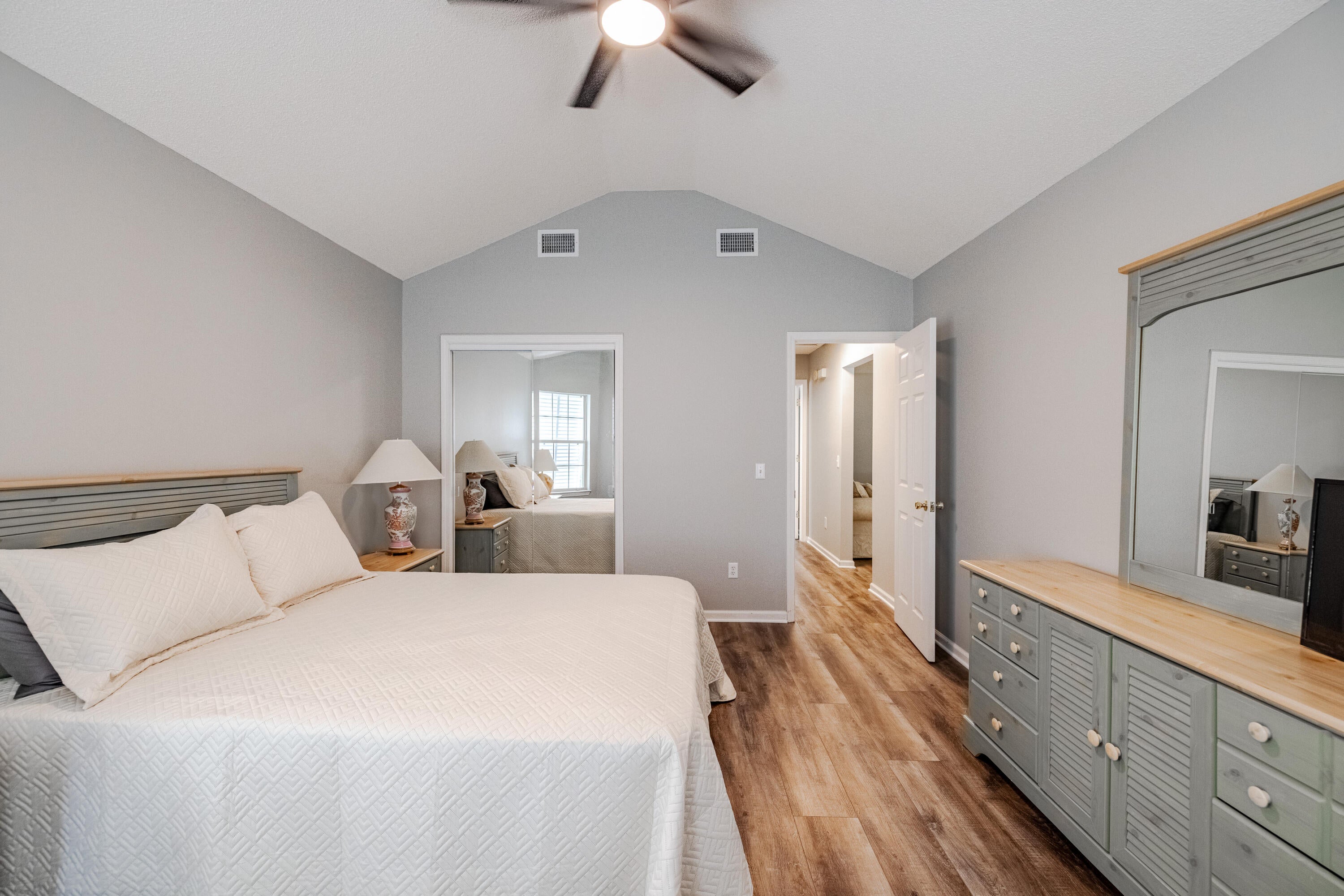 EL CENTRO BEACH - Residential
