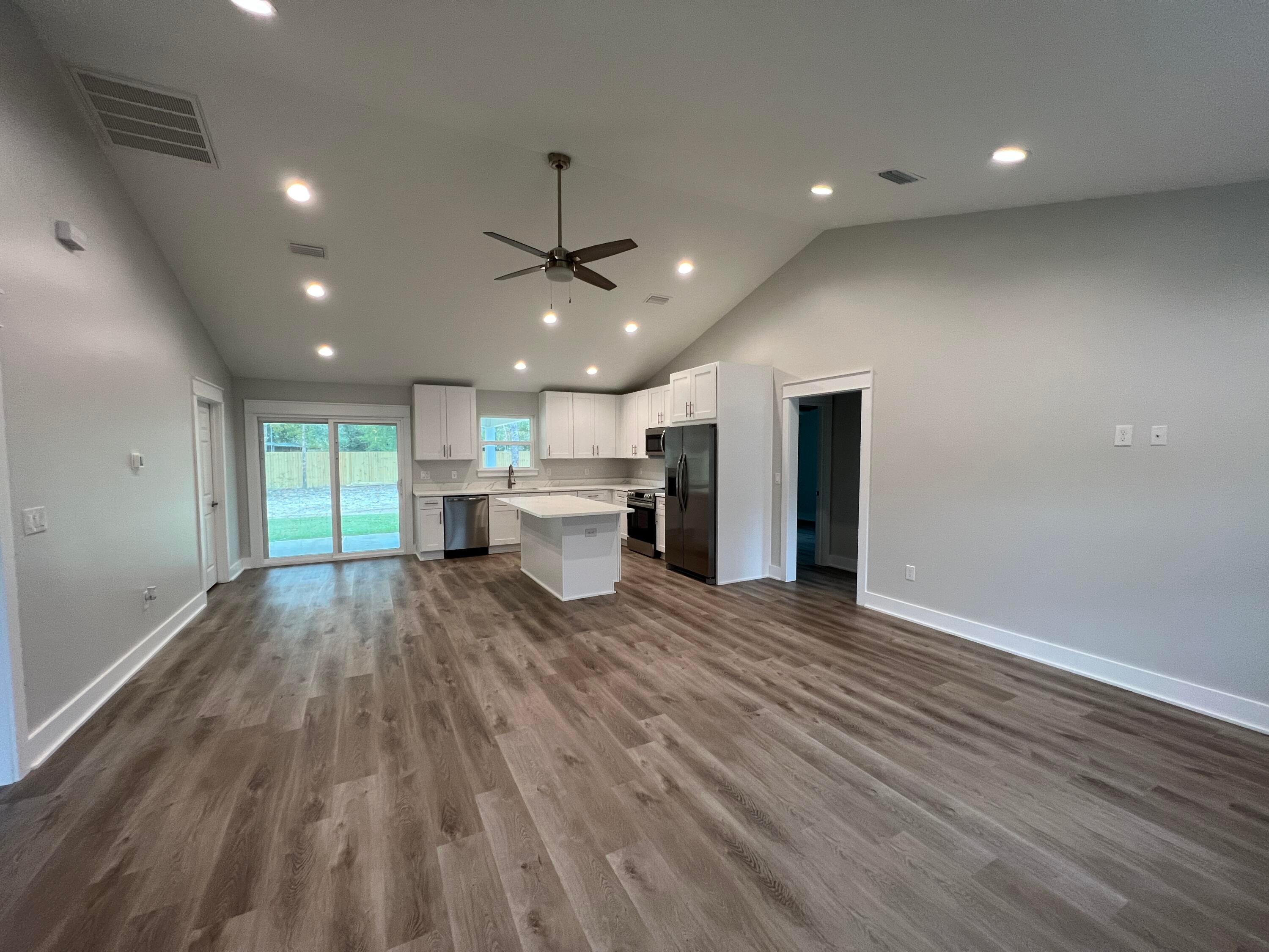 OAKWOOD HILLS UNIT 1 - Residential