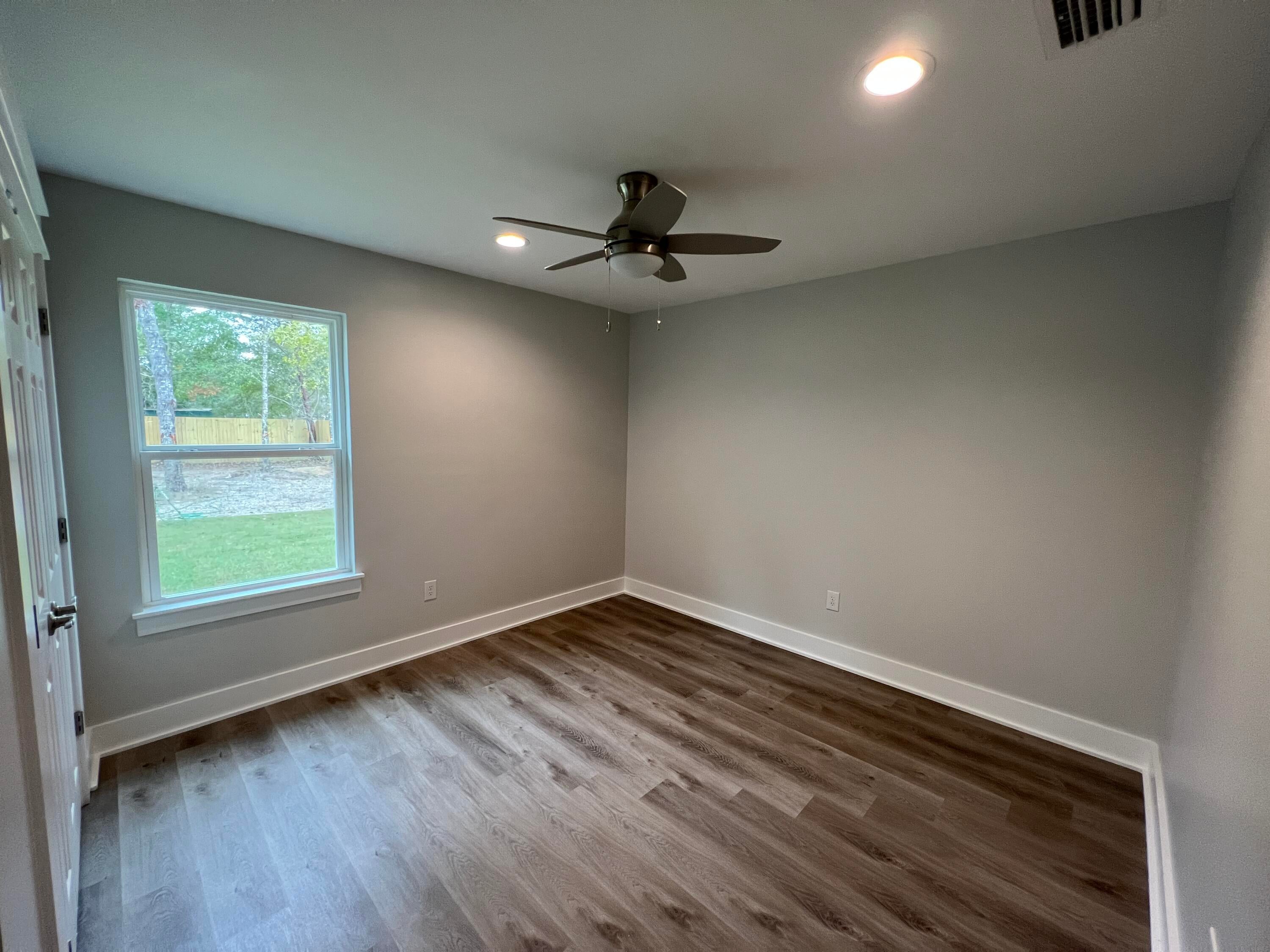 OAKWOOD HILLS UNIT 1 - Residential