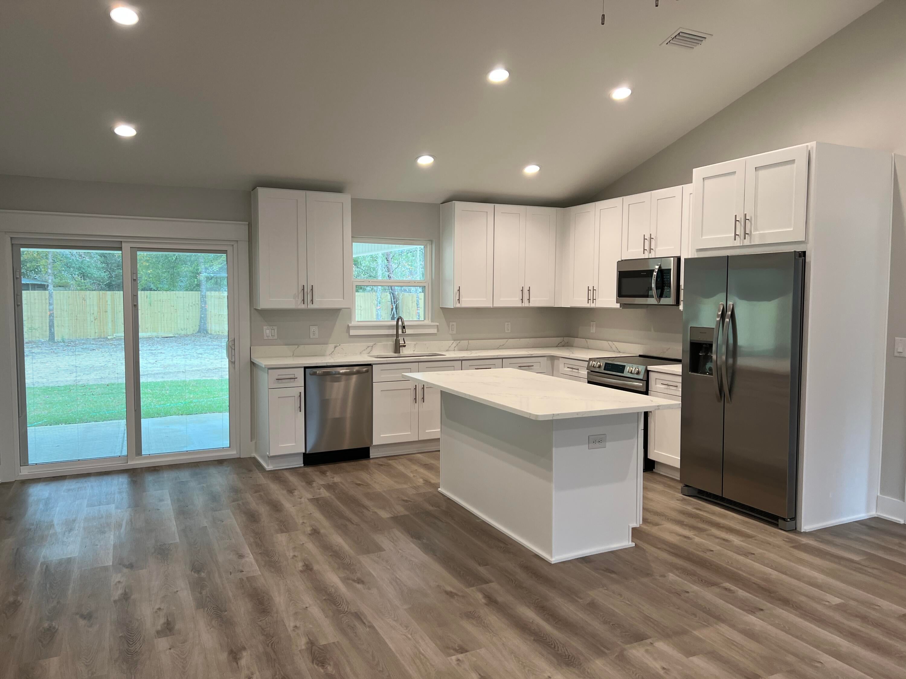 OAKWOOD HILLS UNIT 1 - Residential