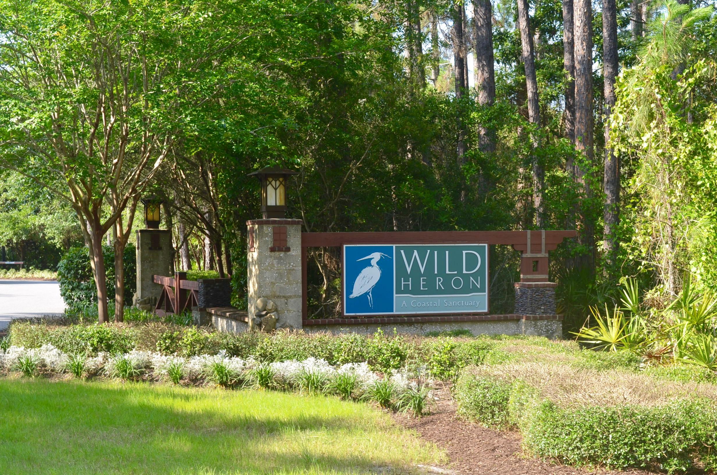 WILD HERON LAKESIDE LODGE - Residential