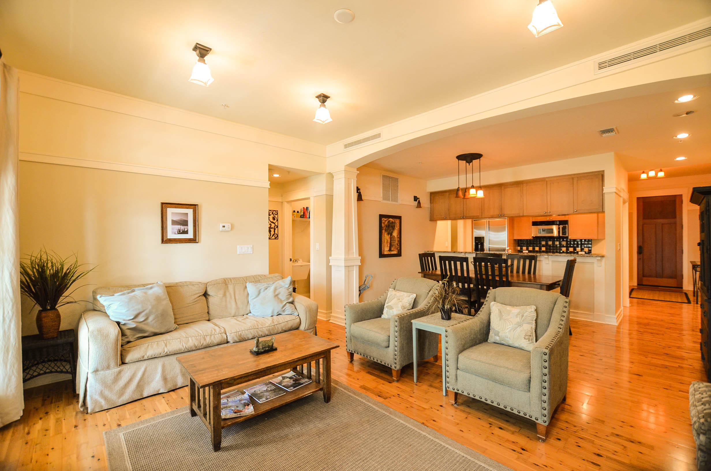 WILD HERON LAKESIDE LODGE - Residential