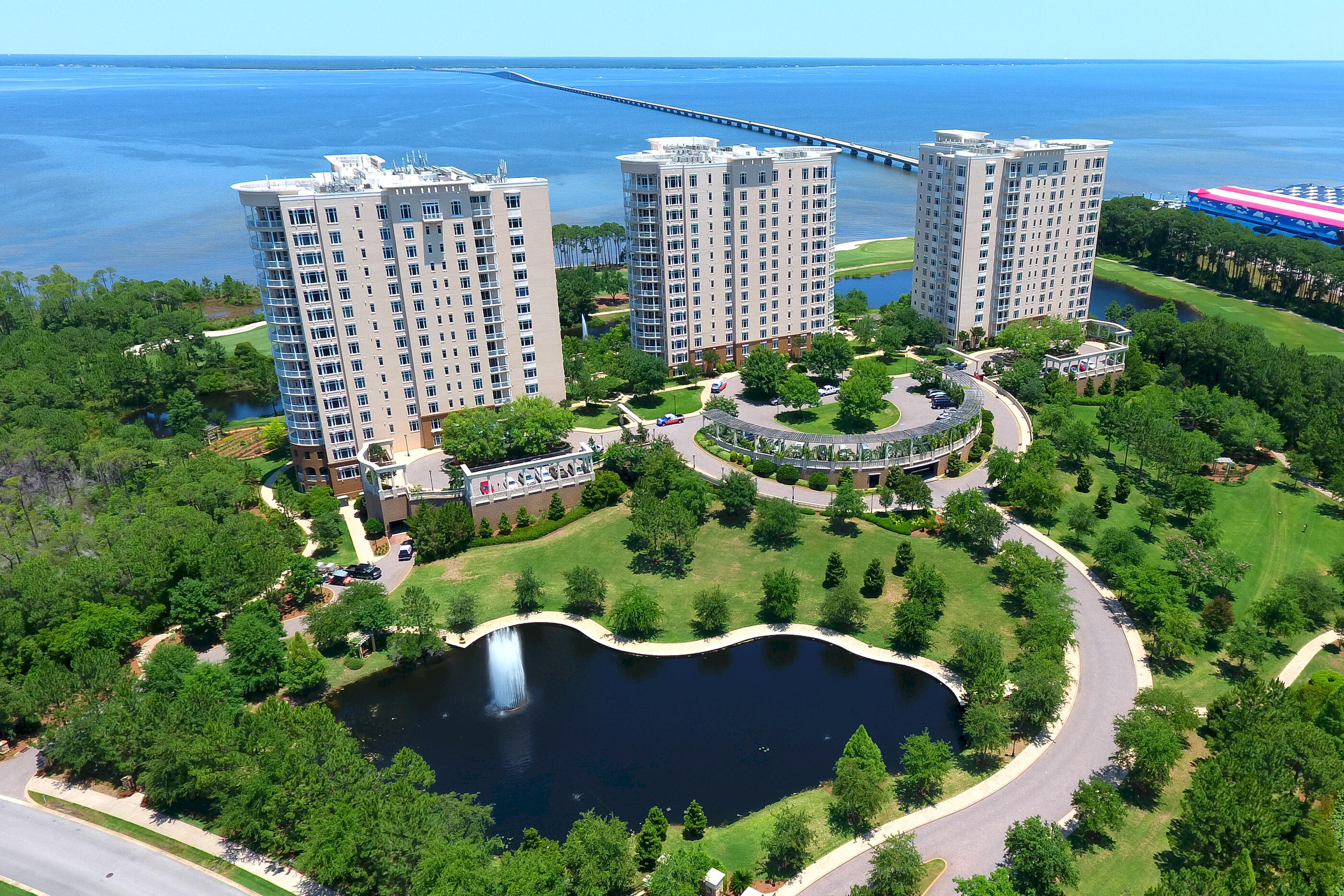 ONE WATER PLACE AT KELLY PLANTATION - Residential