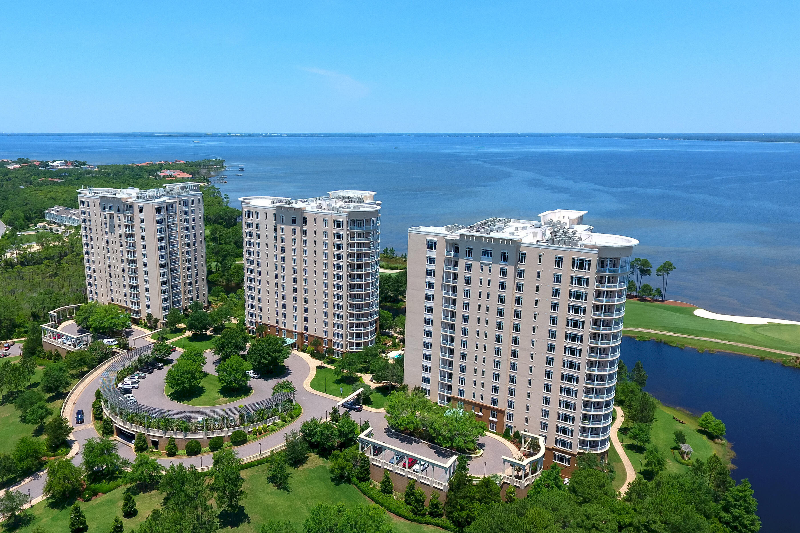 ONE WATER PLACE AT KELLY PLANTATION - Residential