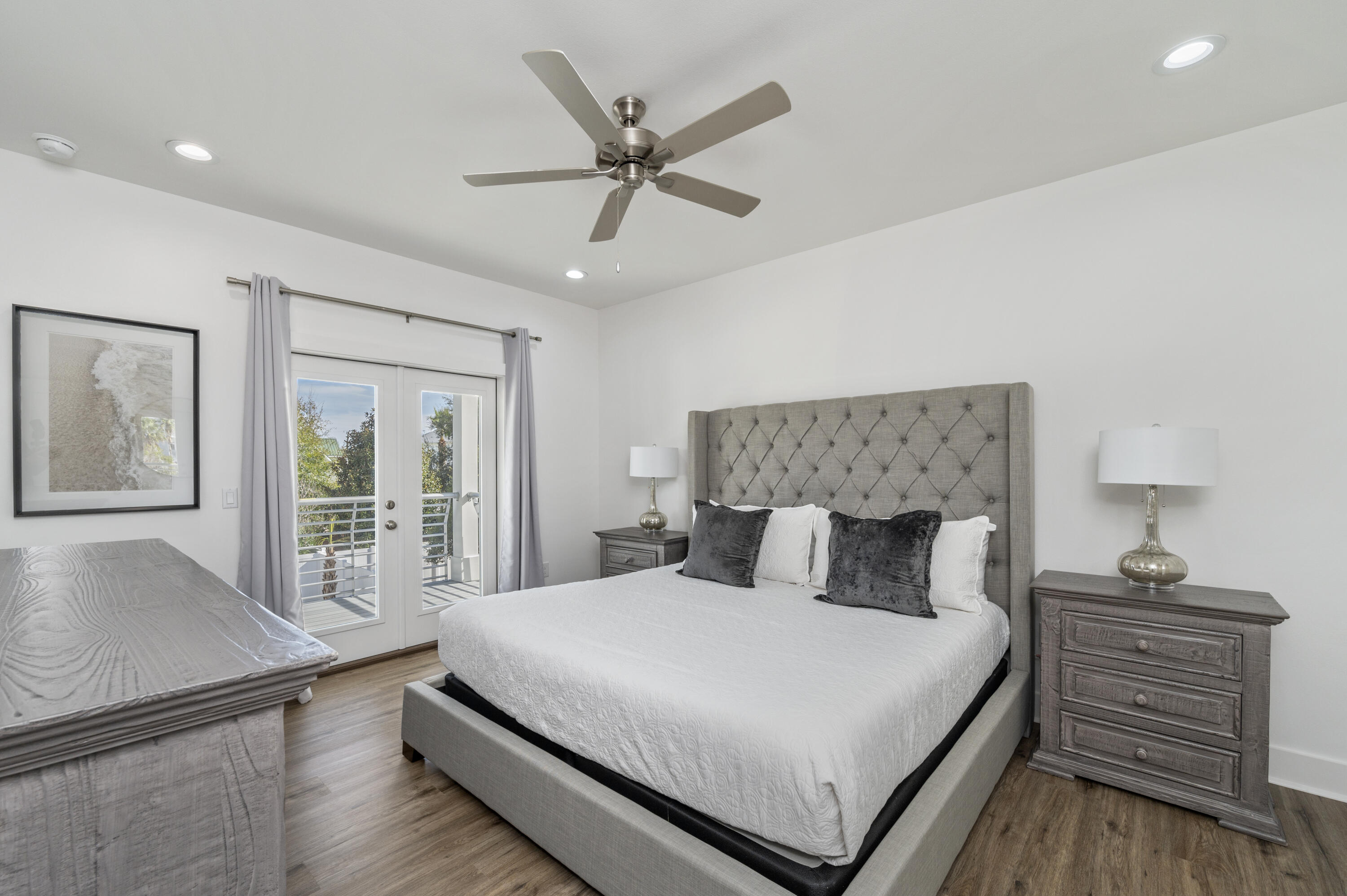 CRYSTAL BEACH - Residential
