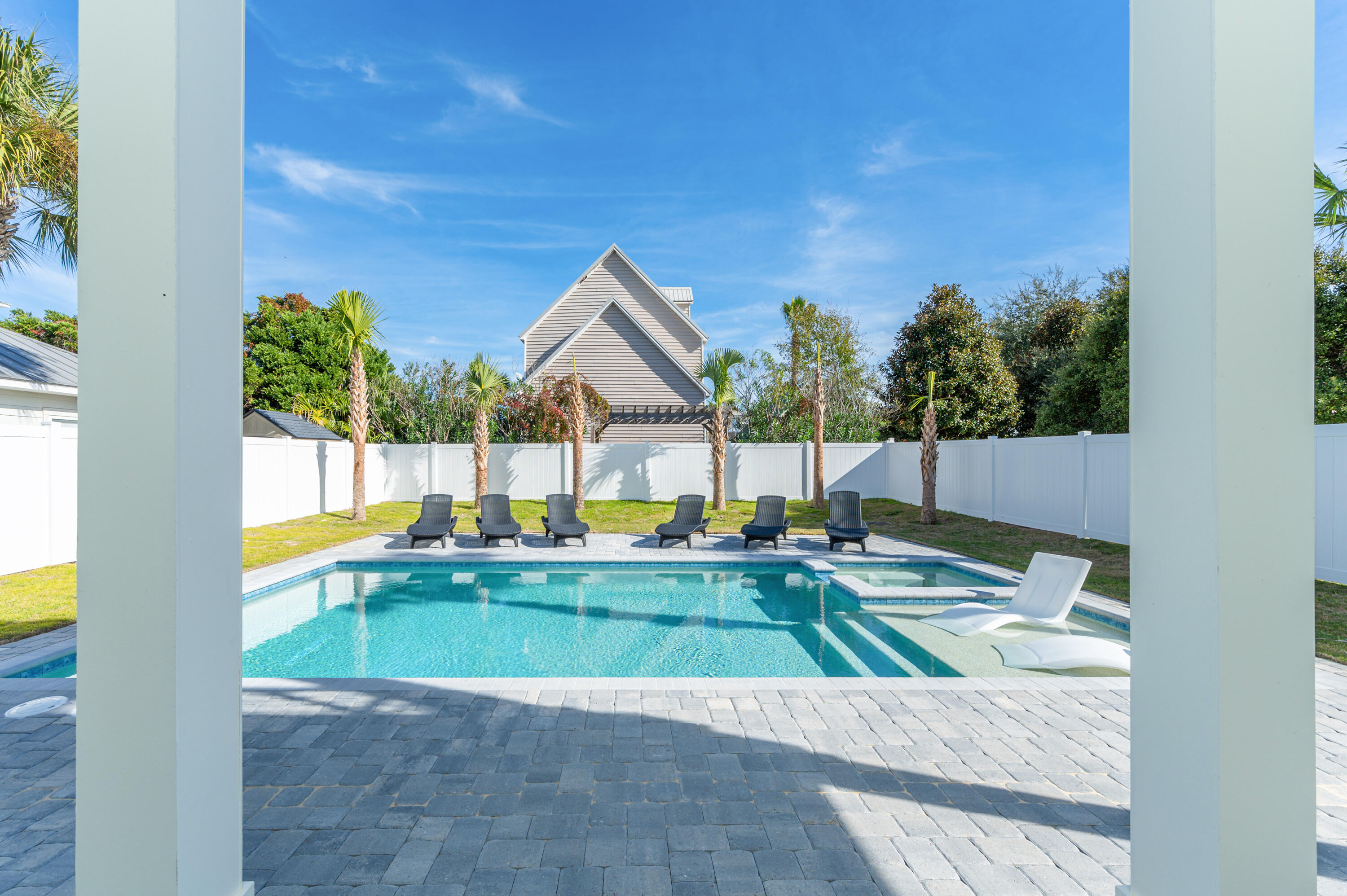 CRYSTAL BEACH - Residential