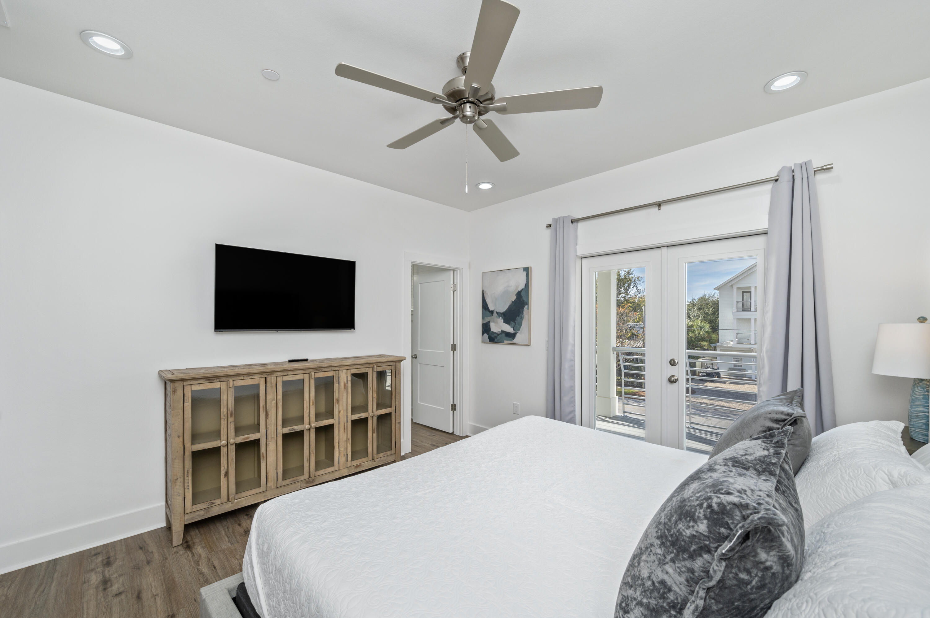 CRYSTAL BEACH - Residential