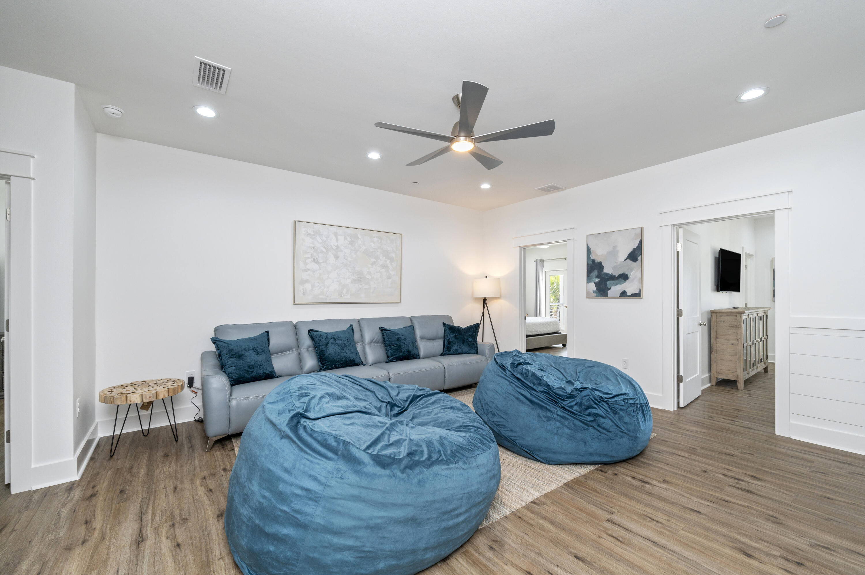 CRYSTAL BEACH - Residential
