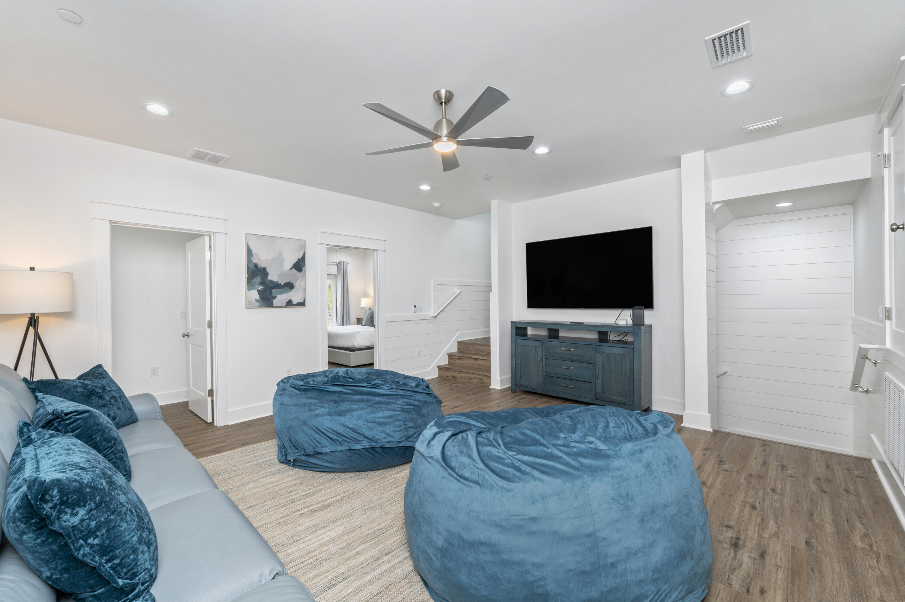 CRYSTAL BEACH - Residential