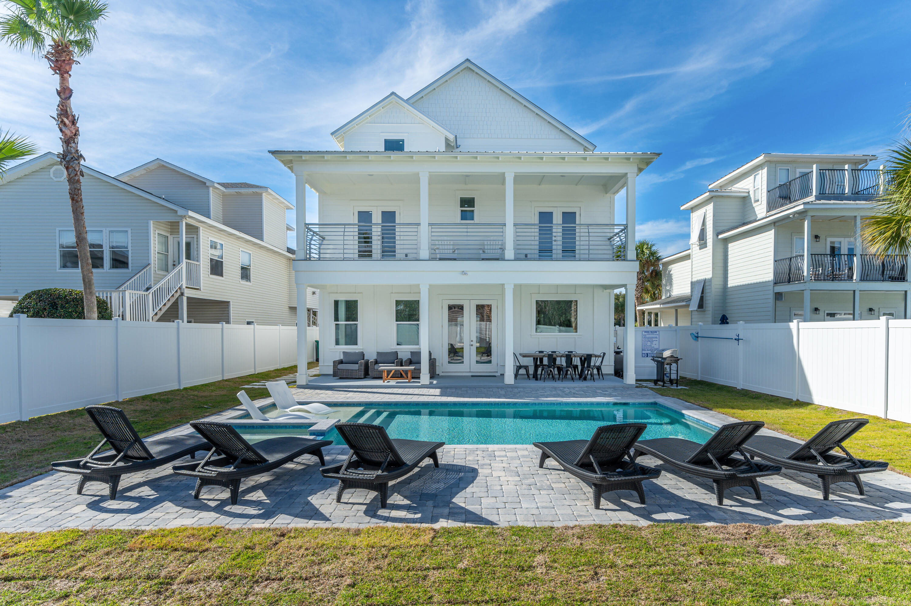 CRYSTAL BEACH - Residential