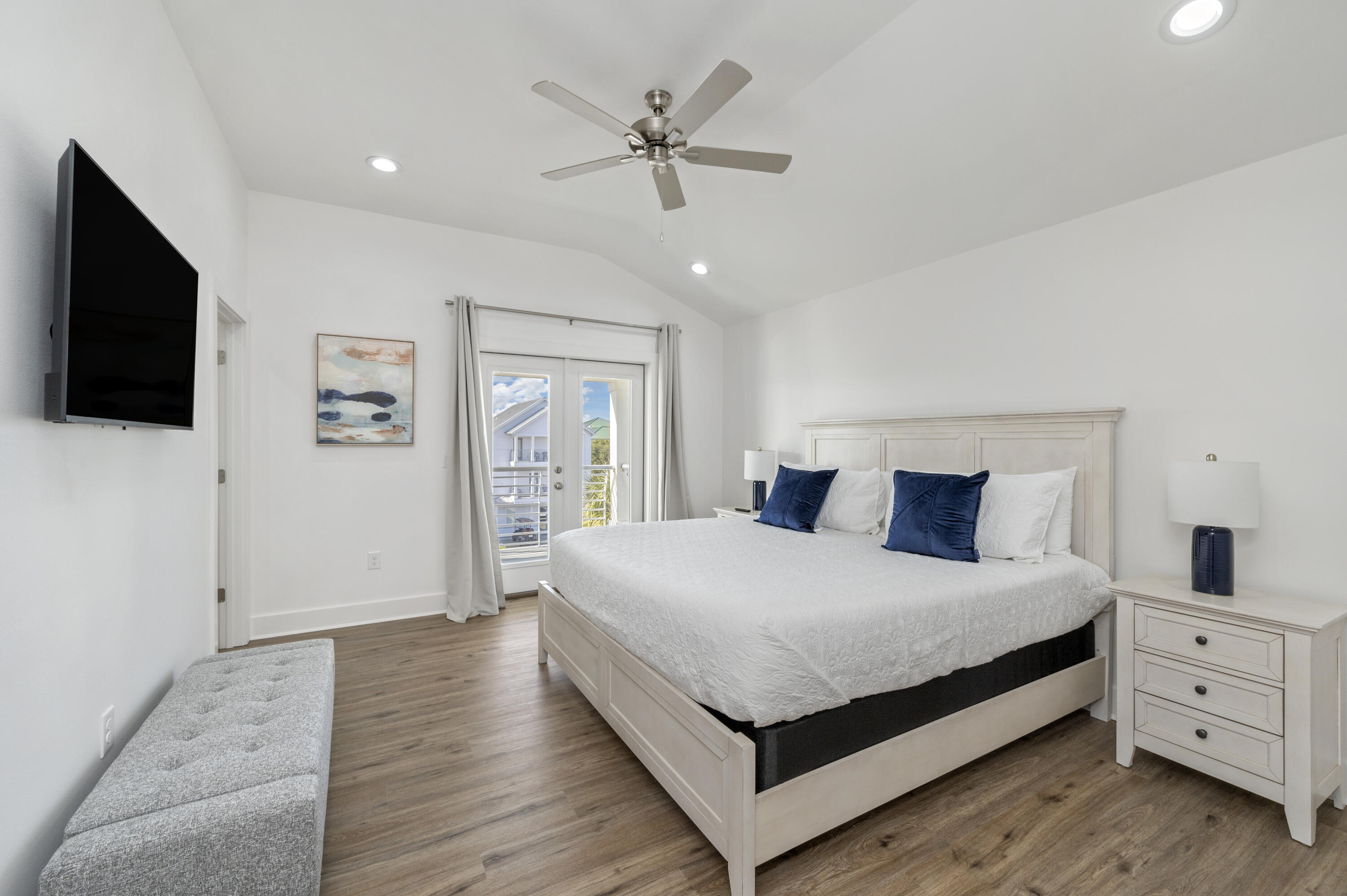 CRYSTAL BEACH - Residential