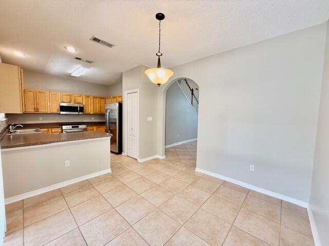 NORTH RIDGE CREEK S/D - Residential Lease