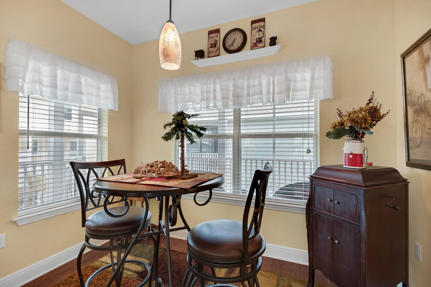 SANTA ROSA GOLF VILLAS - Residential