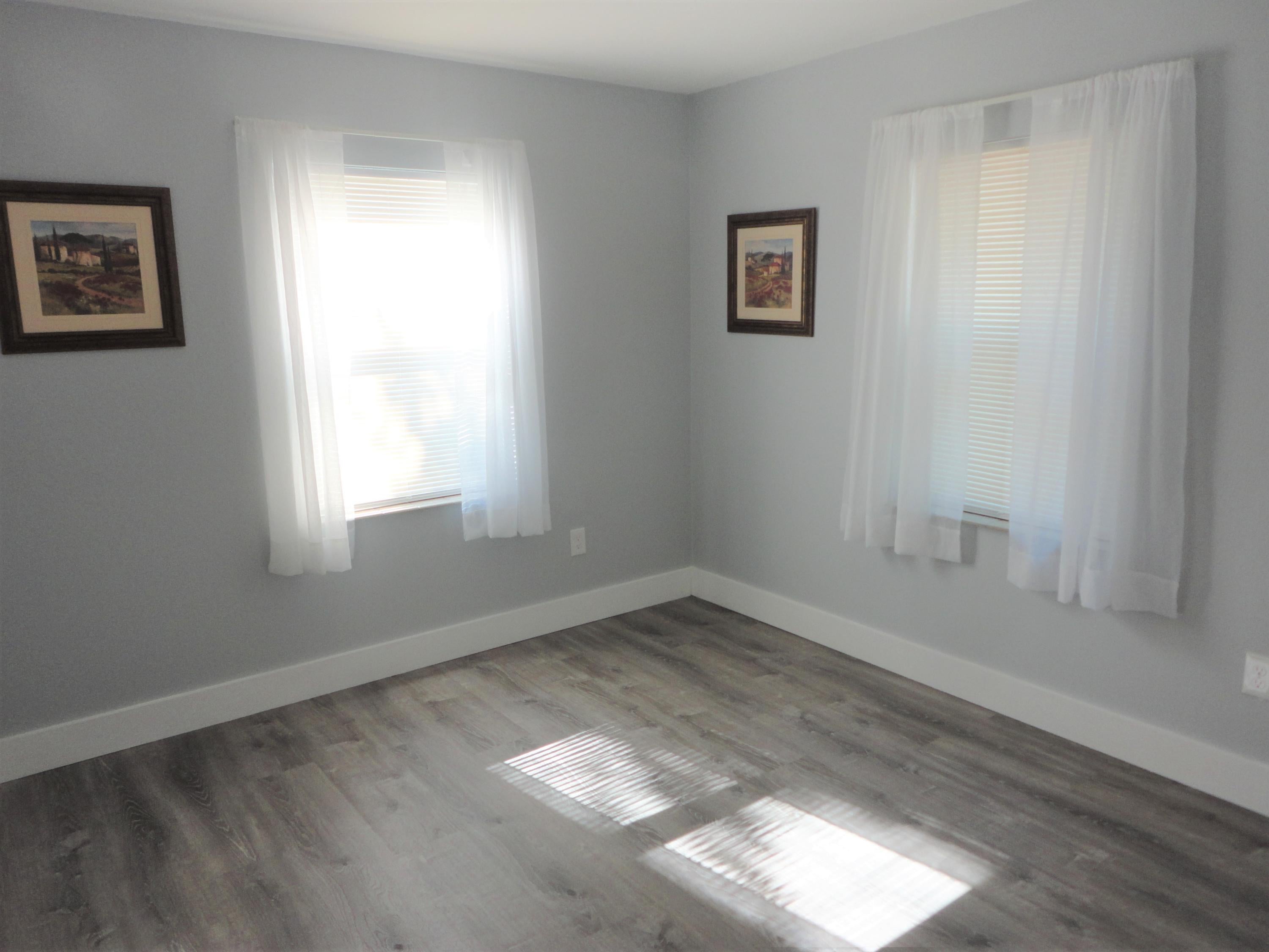 MIDPINES - Residential