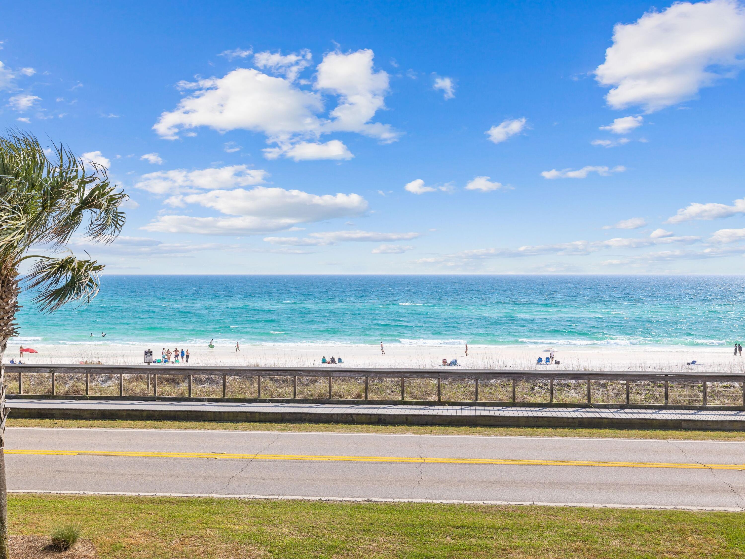 AVALON BEACH ESTATES - Residential