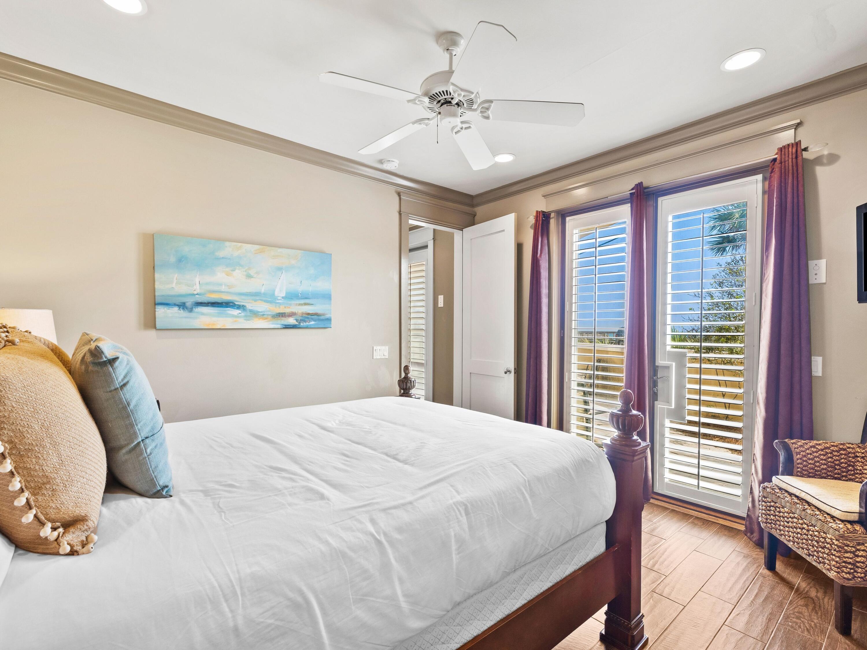 AVALON BEACH ESTATES - Residential