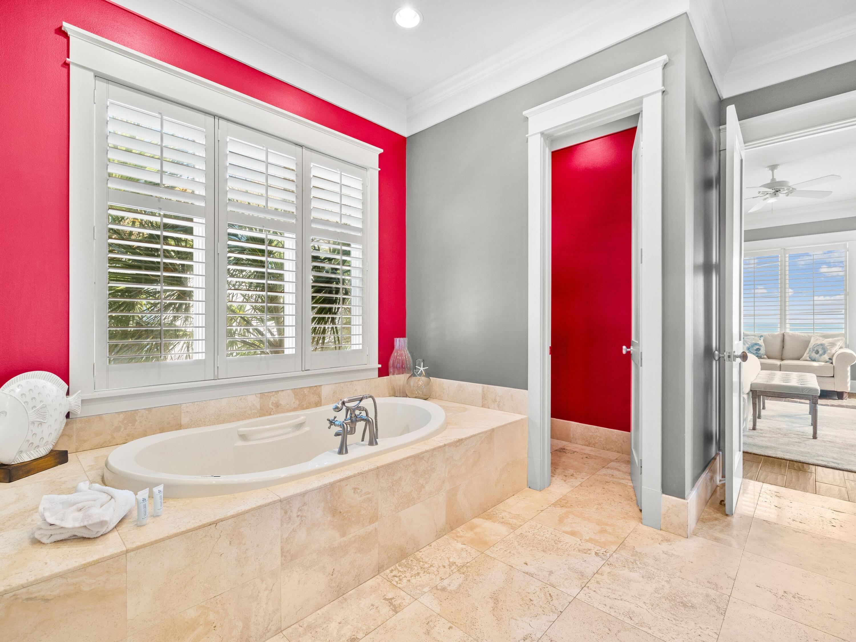 AVALON BEACH ESTATES - Residential