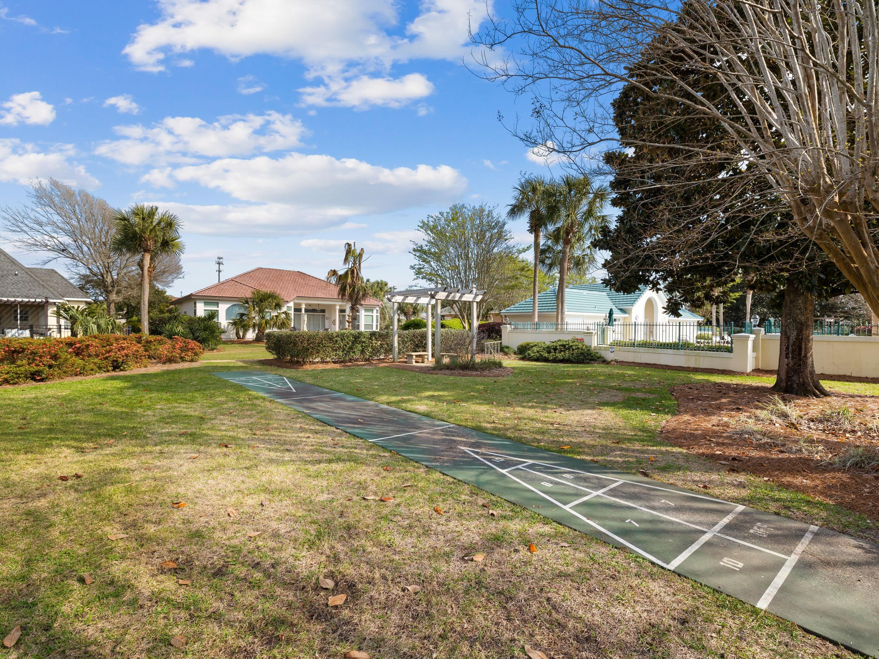 AVALON BEACH ESTATES - Residential