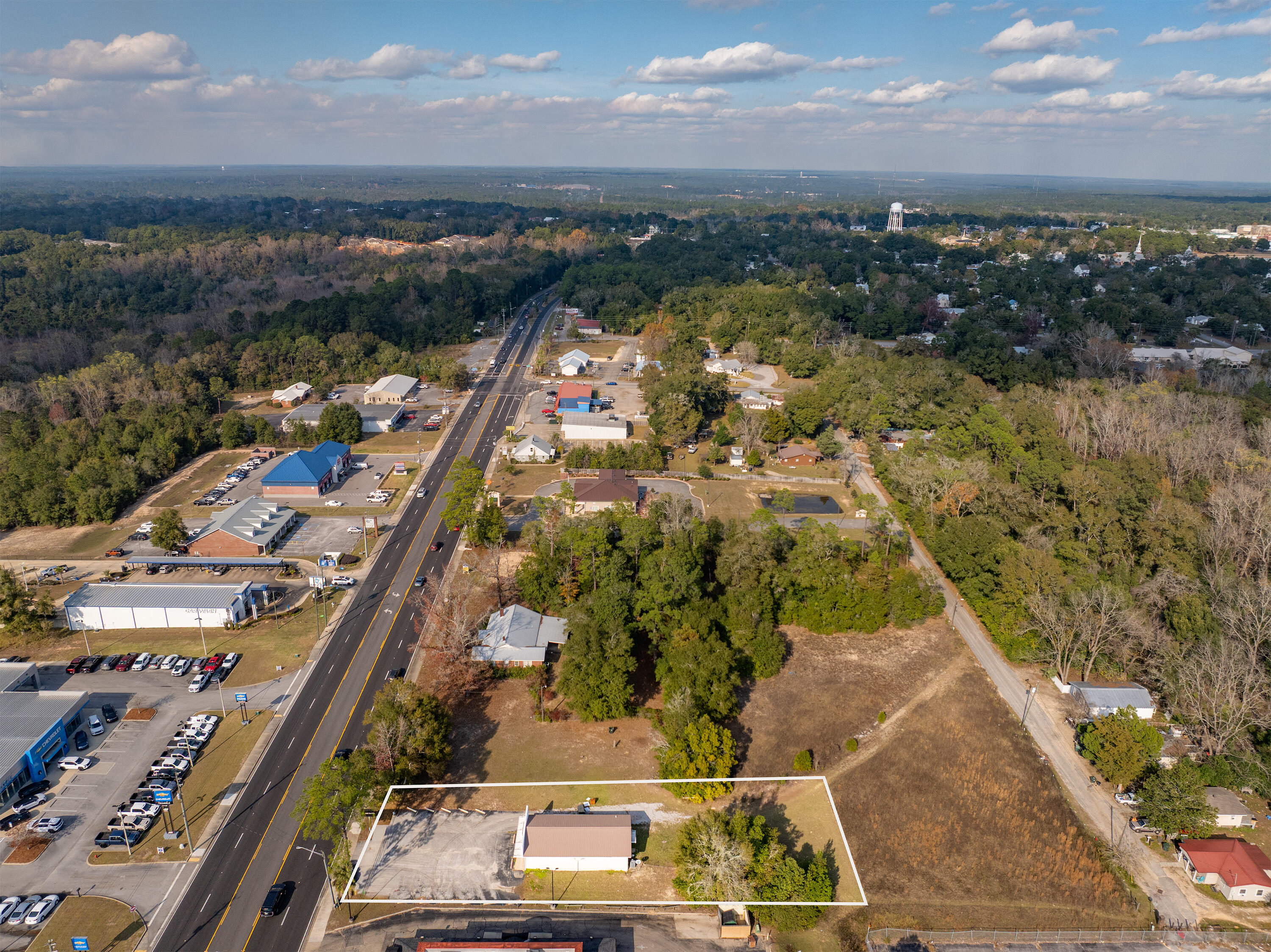 Reduced! Bring offers! Outstanding opportunity to acquire a well-located, income-producing commercial property on South U.S. Highway 331 in DeFuniak Springs. This solid metal/brick building, constructed in 1991 and thoughtfully upgraded within the last year, offers both immediate cash flow and long-term potential.Situated on a 0.29-acre lot (just under one-third of an acre), the property features approximately 1,300 square feet of heated and cooled space. Recent improvements include all new interior upgrades, providing a refreshed, professional space with minimized near-term capital needs.The property is currently leased to a well-established accounting firm, providing consistent rental income. The tenant has been in place for many years, currently paying $2,000 per month. The existing lease runs through April 30, 2026, offering stable income with the flexibility to renegotiate or reposition the asset upon lease expiration.The property is ideal for investors seeking a solid income-producing asset in a high-traffic location, or for buyers considering future owner-occupancy once the current lease term concludes. With durable construction, recent improvements, and strong visibility on a key commercial corridor, this offering delivers both quality and value.
=Í Property Features & Highlights
873 S. US Highway 331, DeFuniak Springs, FL
Approx. 1,300 SF heated & cooled
0.29-acre lot
Solid block construction
New roof & interior upgrades (within last year)
Long-term tenant in place
$2,000/month current rent
Lease expires April 30, 2026
Excellent cash-flow opportunity with future flexibility