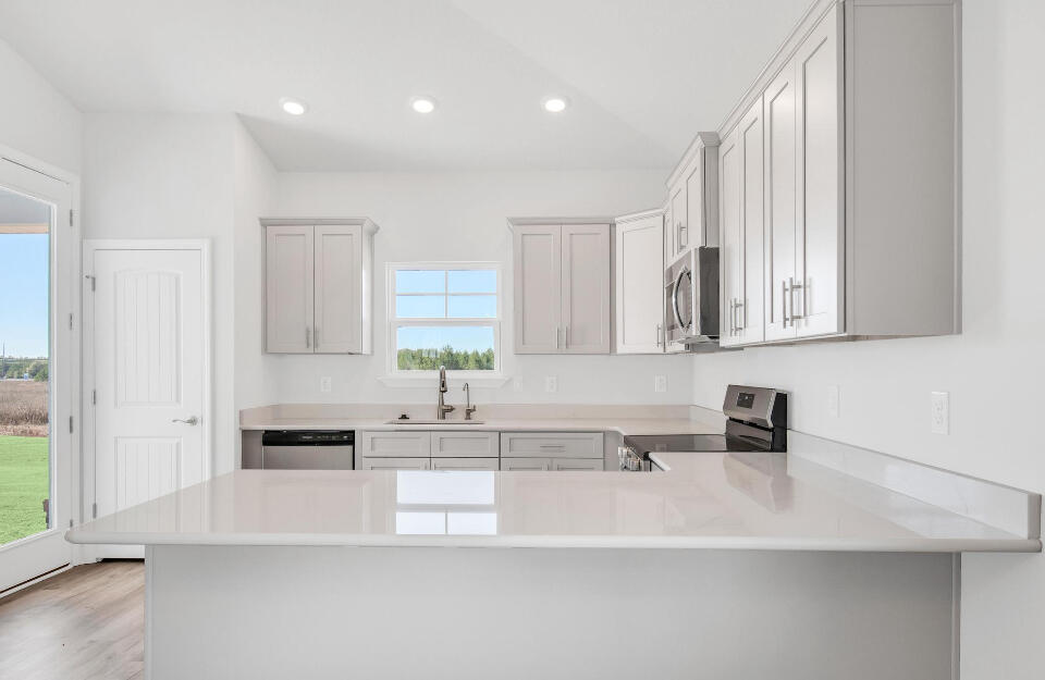 THE BLUFFS AT LAFAYETTE - Residential