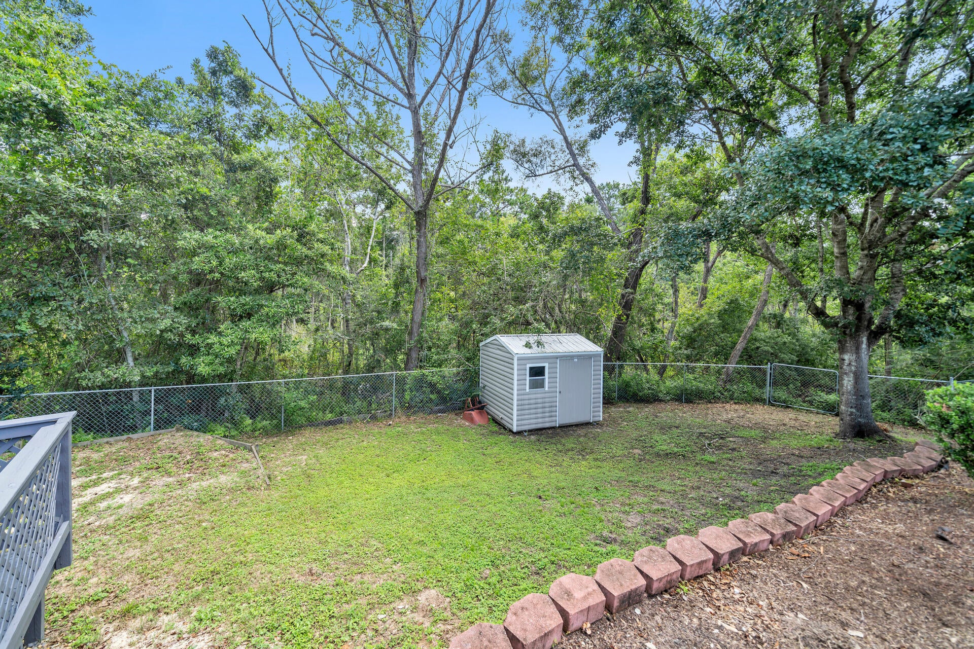COUNTRYVIEW ESTATES 10TH ADDN - Residential