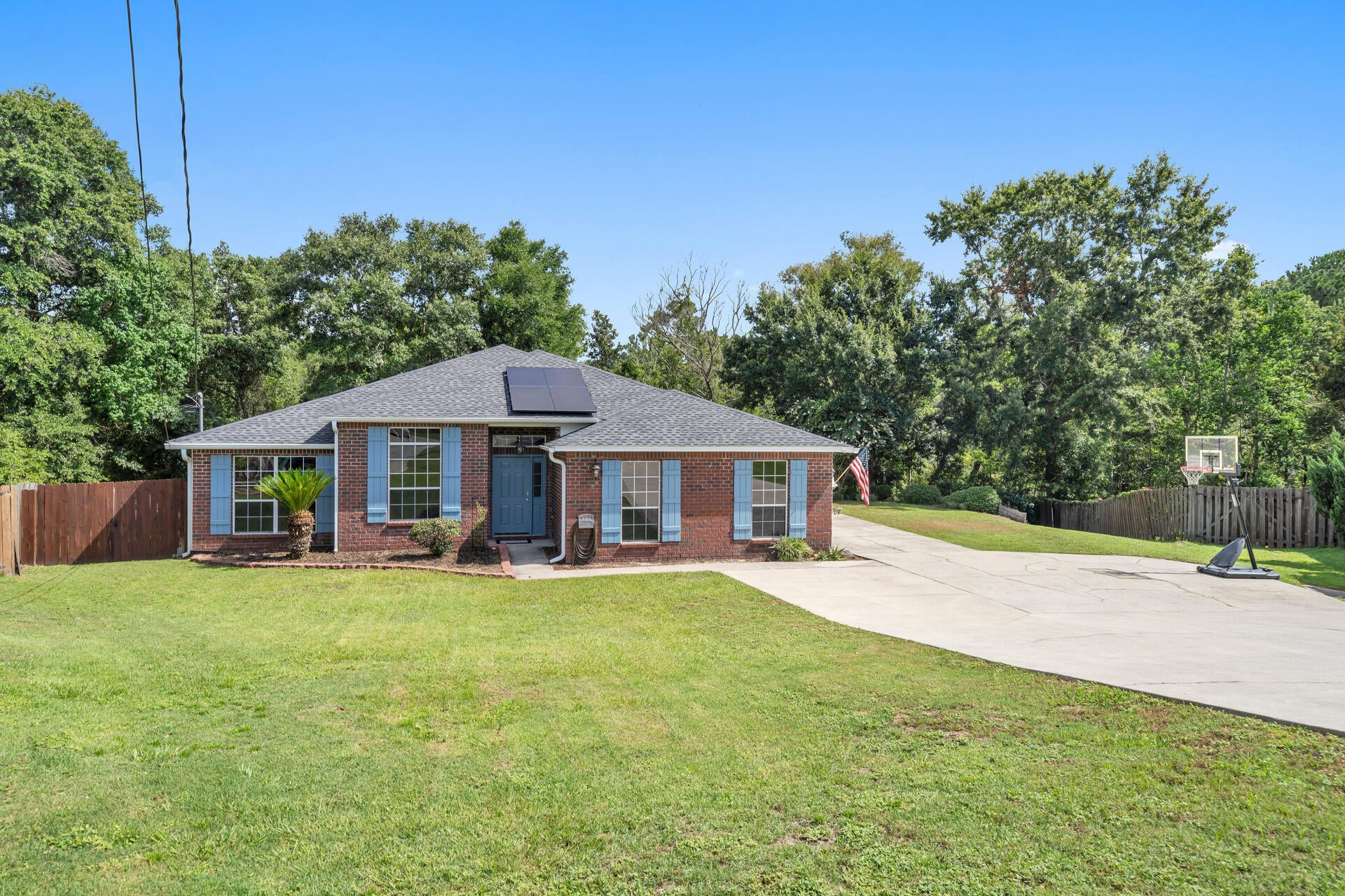 COUNTRYVIEW ESTATES 10TH ADDN - Residential