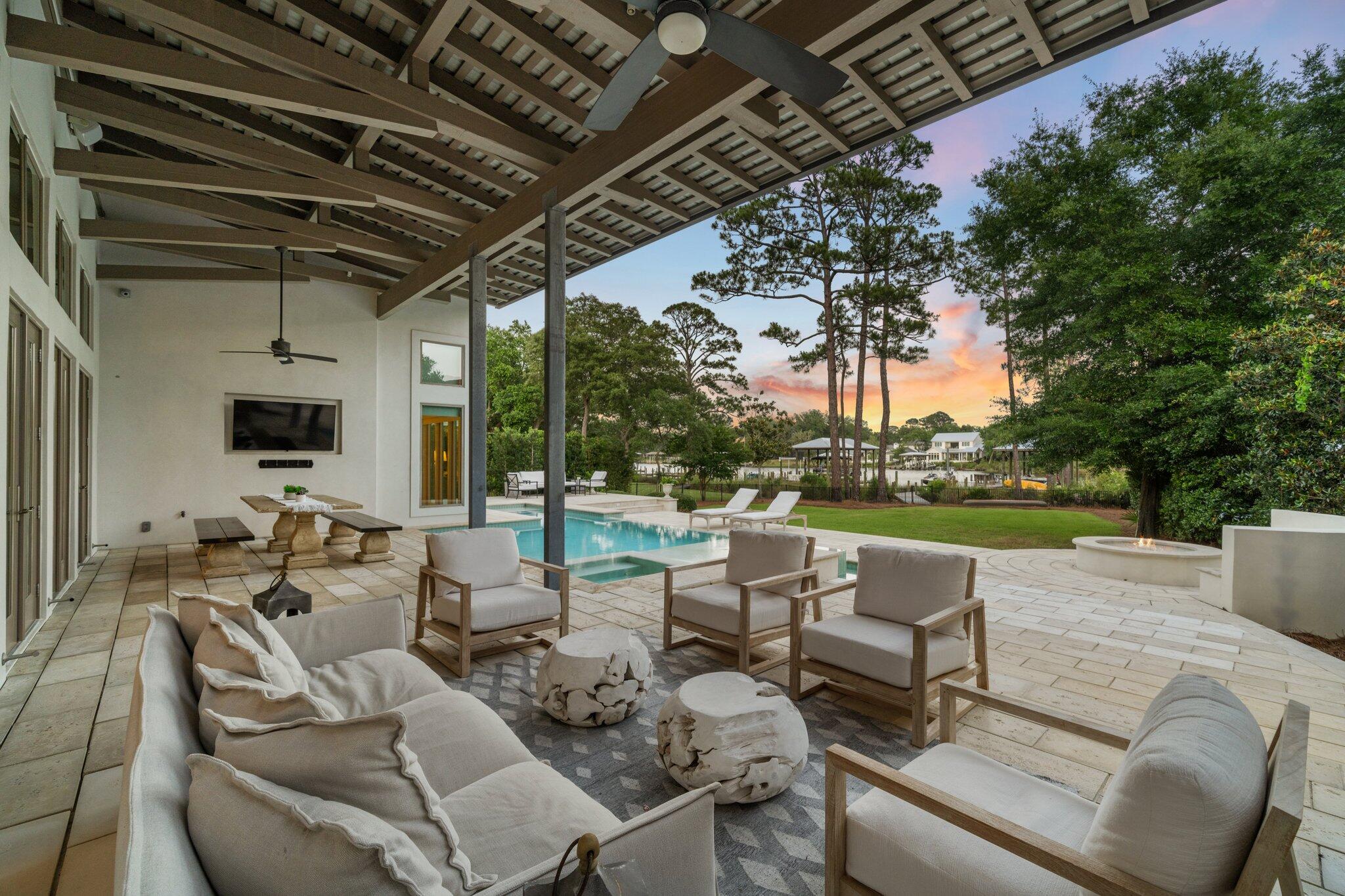 BOTANY BAYOU - Residential