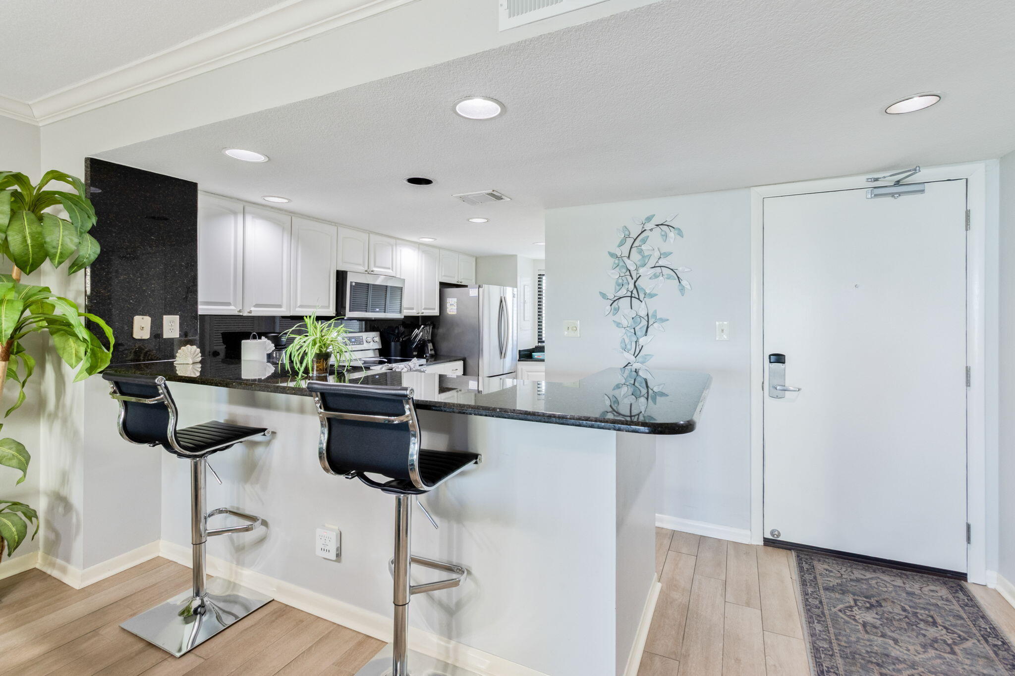EDGEWATER BEACH - Residential