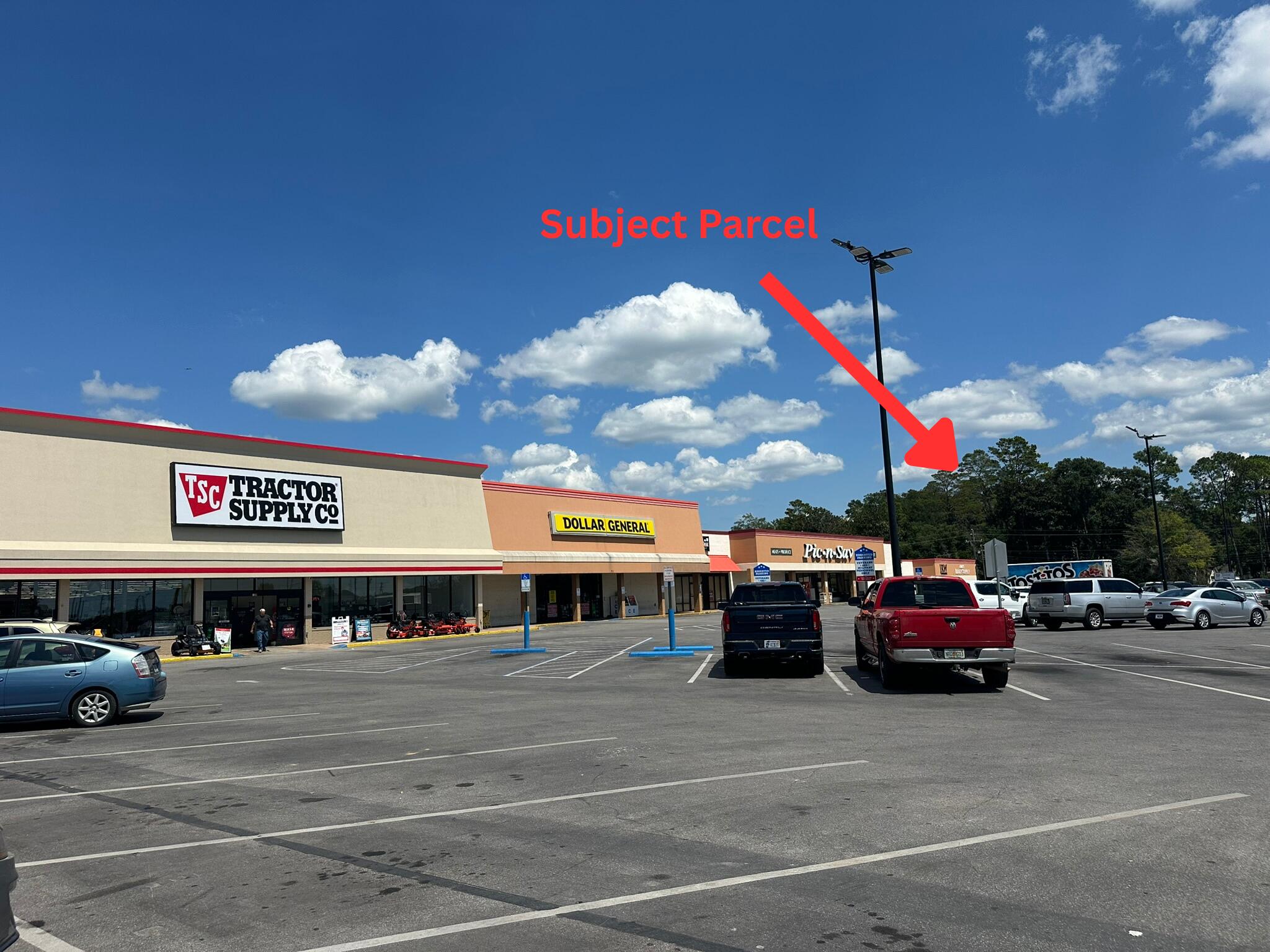 A versatile opportunity in NW Crestview—this W Juniper Avenue parcel is zoned mixed use, allowing flexibility for a range of possibilities. Located just off James Lee Blvd, it combines convenience with future potential. Ideal for those looking to create residential, professional, or commercial space in a growing market.