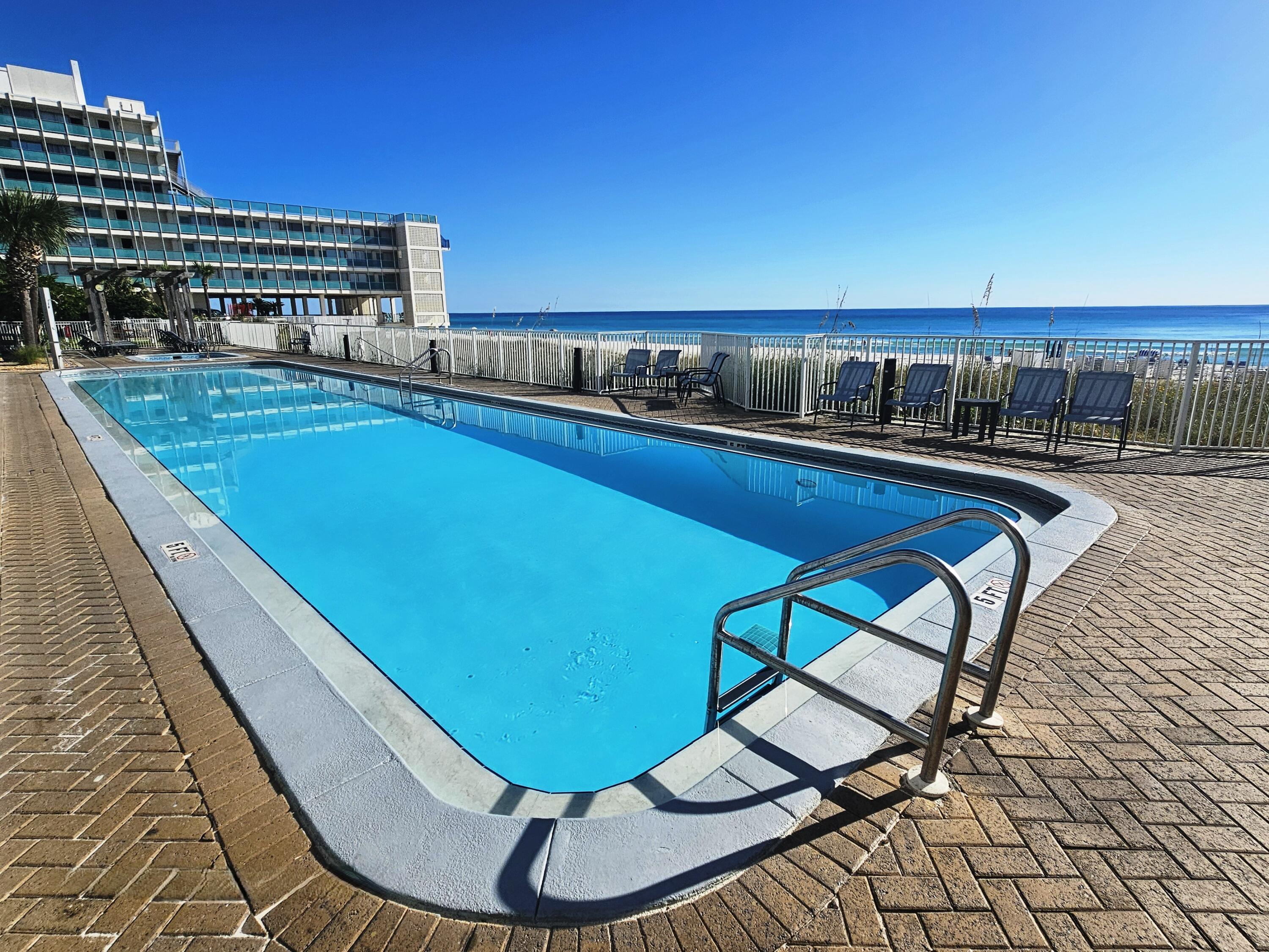 OCEAN REEF - Residential