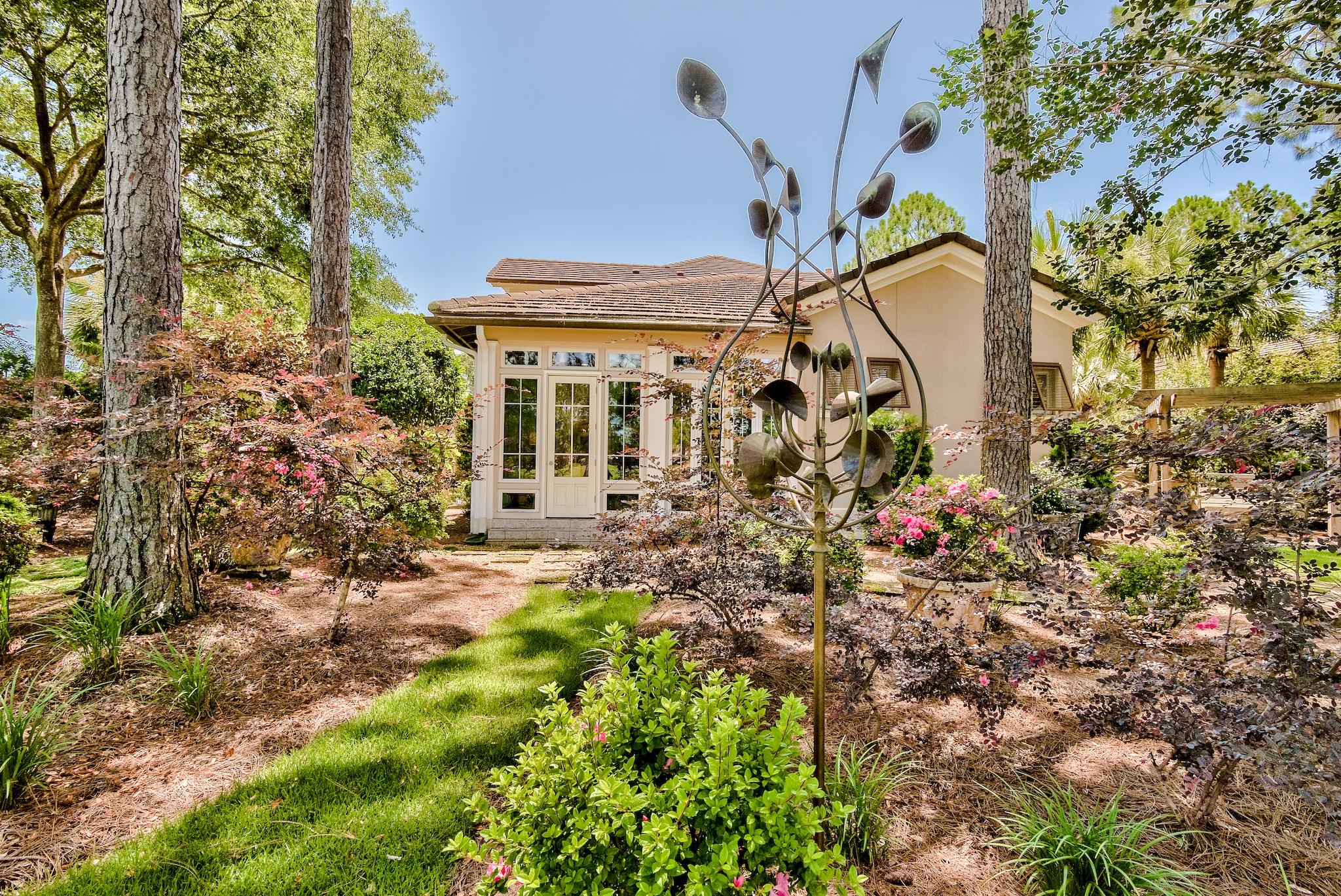 ISLAND GREEN - Residential