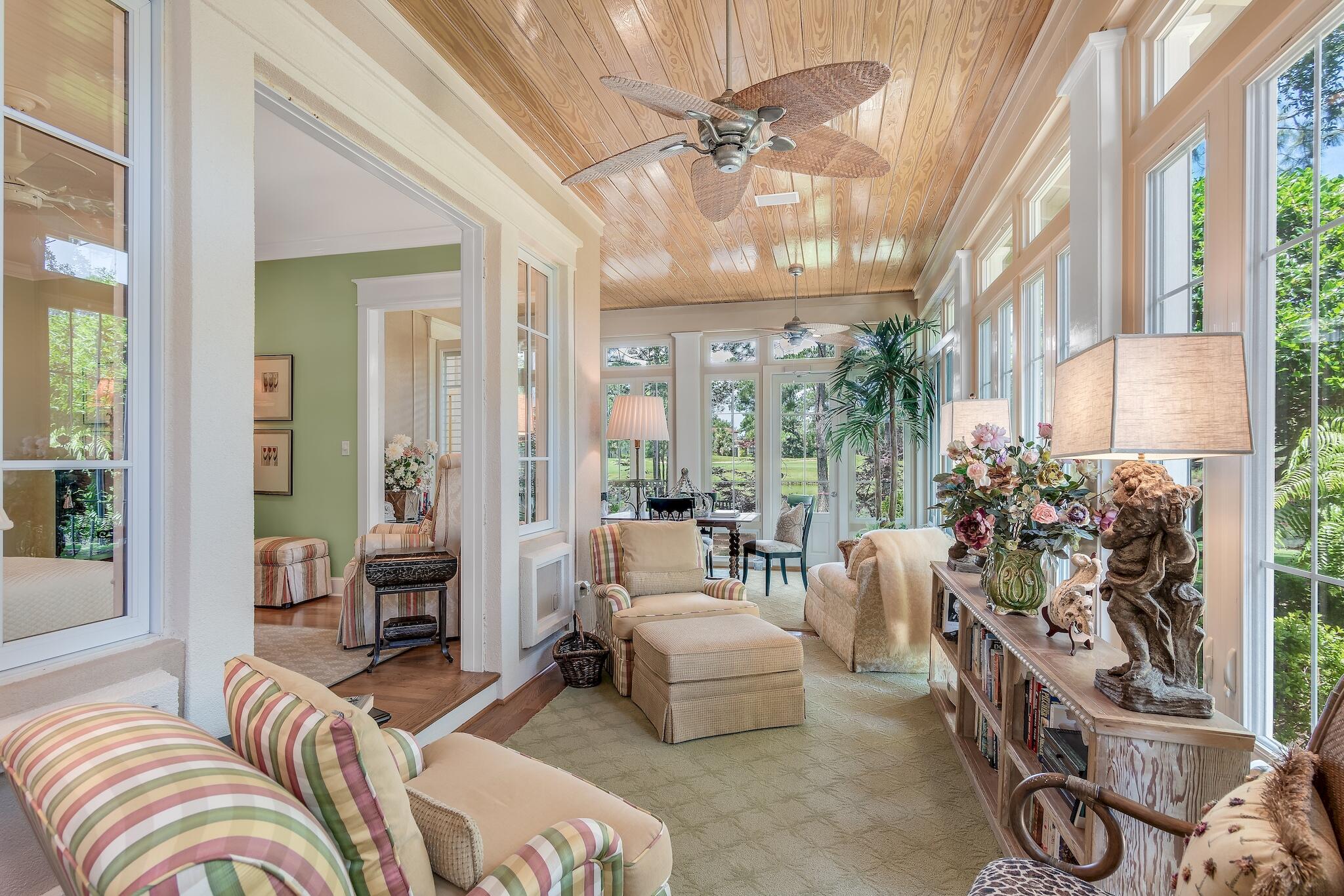 ISLAND GREEN - Residential