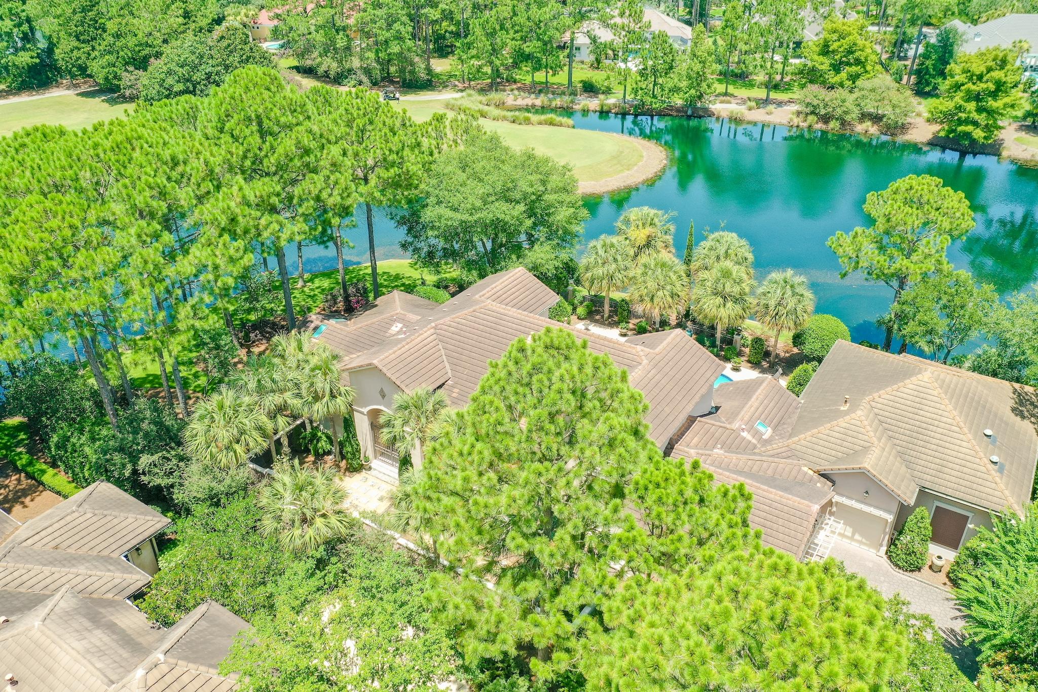 ISLAND GREEN - Residential