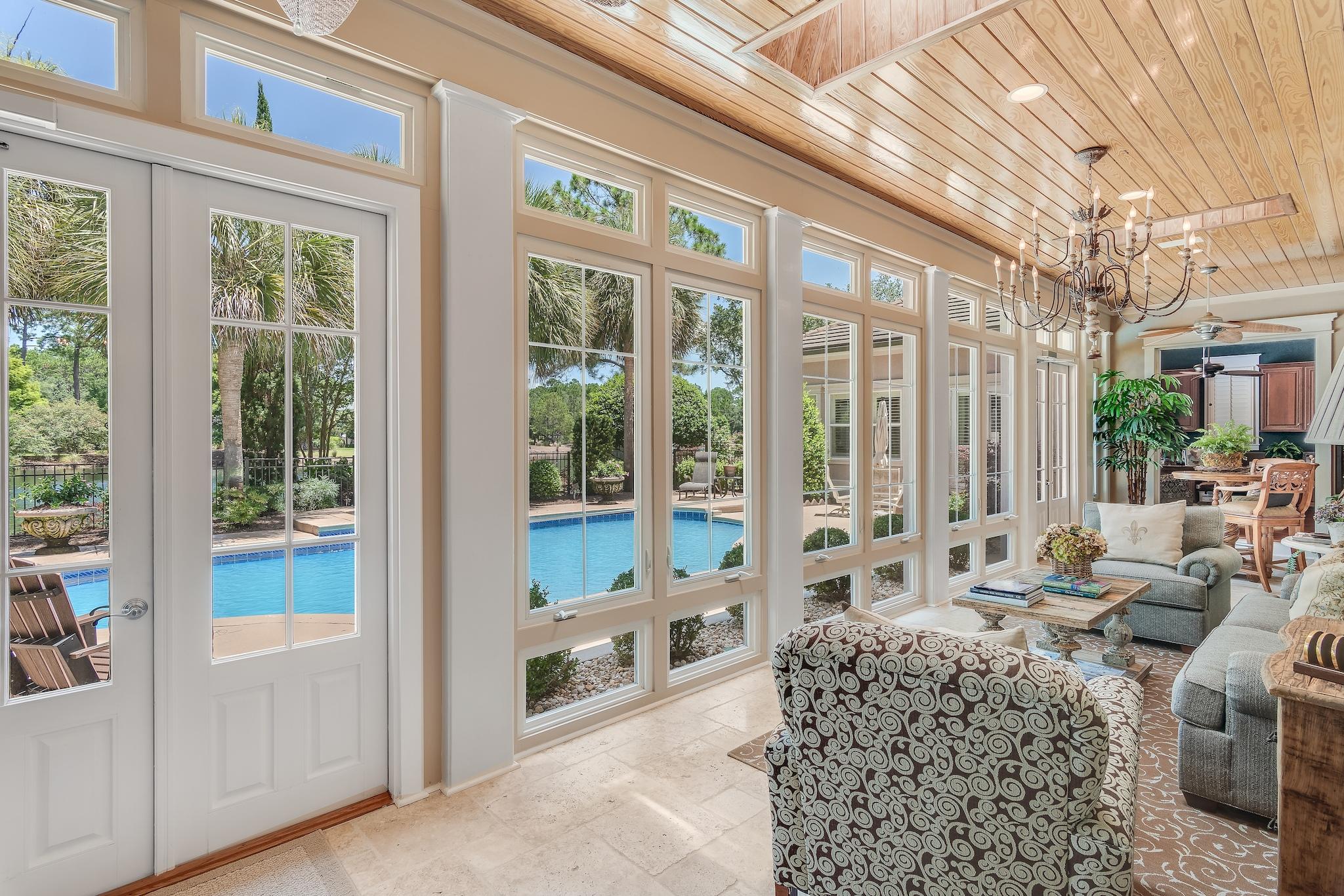 ISLAND GREEN - Residential