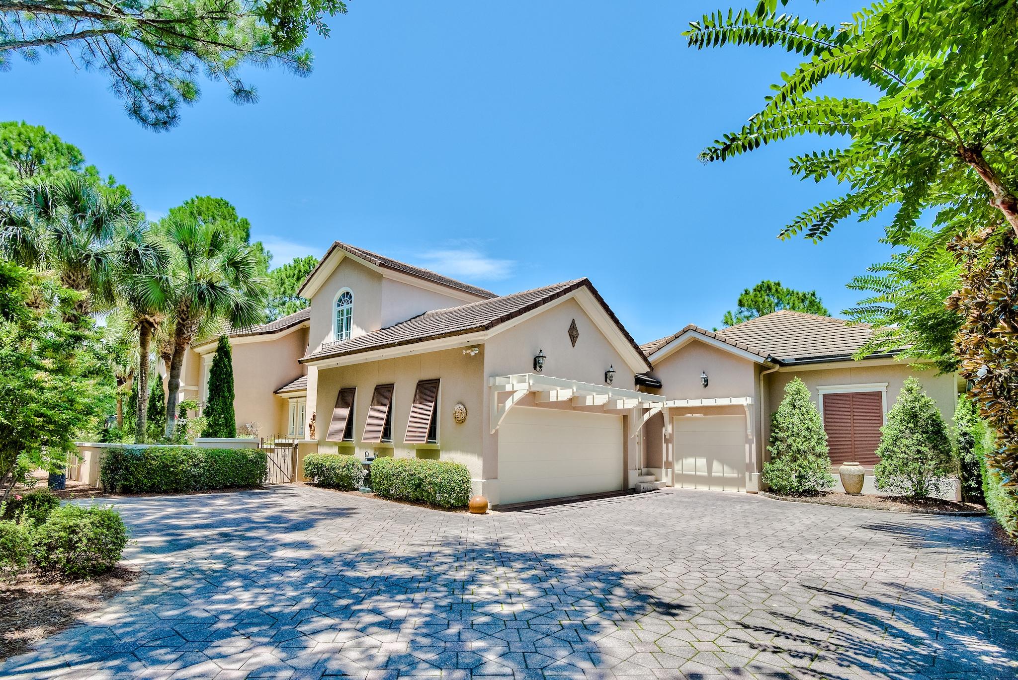 ISLAND GREEN - Residential