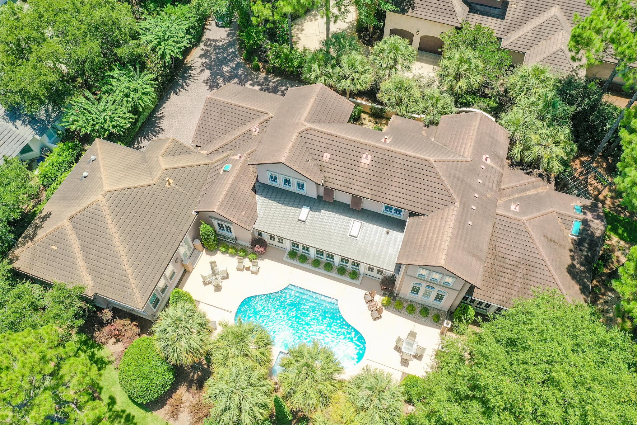 ISLAND GREEN - Residential