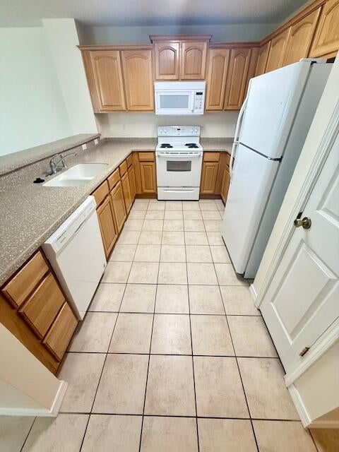 Large 3 bed 2.5 bath townhouse centrally  located  in Crestview.  Tons of cabinet space and large closets, upstairs laundry area and 1 Car garage.  No pets.  Call office for showing!