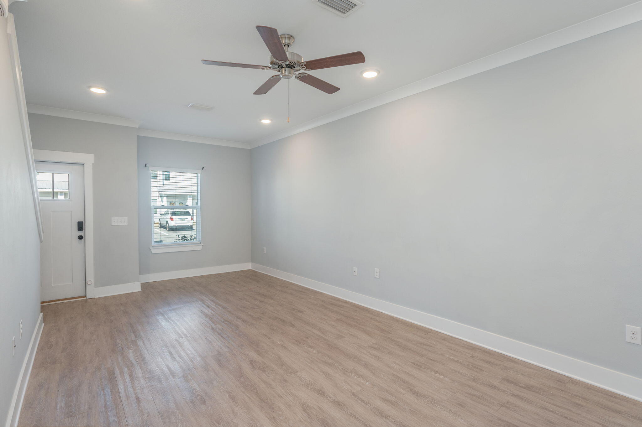 VERANDAS OF FREEPORT, THE - Residential Lease
