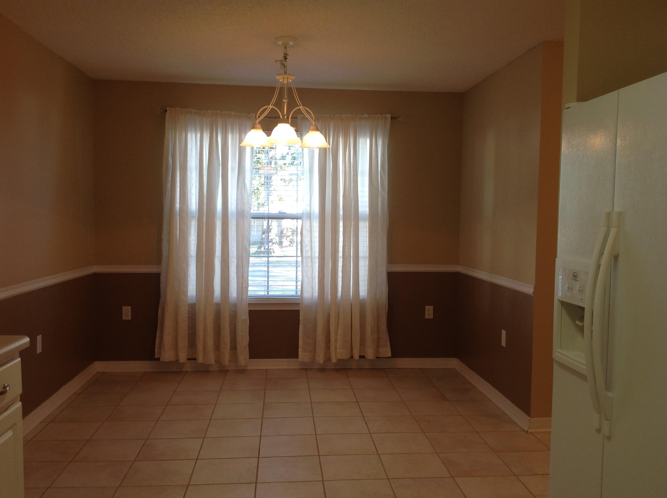 OAK PARK ESTATES - Residential Lease