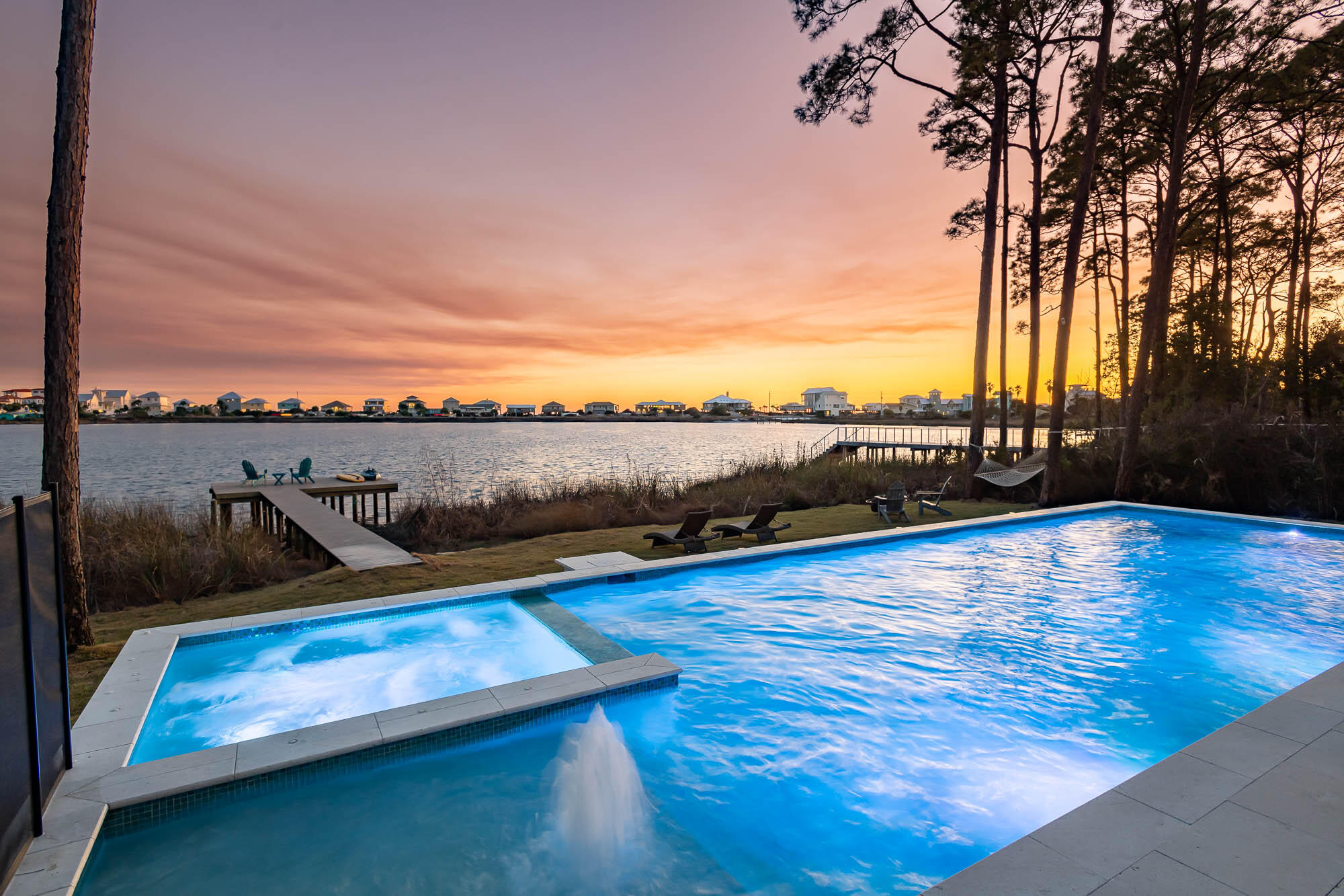 OYSTER LAKE - Residential