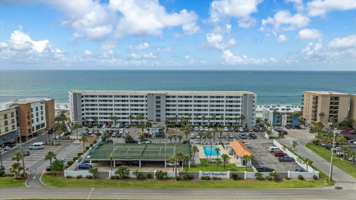 SURF DWELLER CONDO - Residential