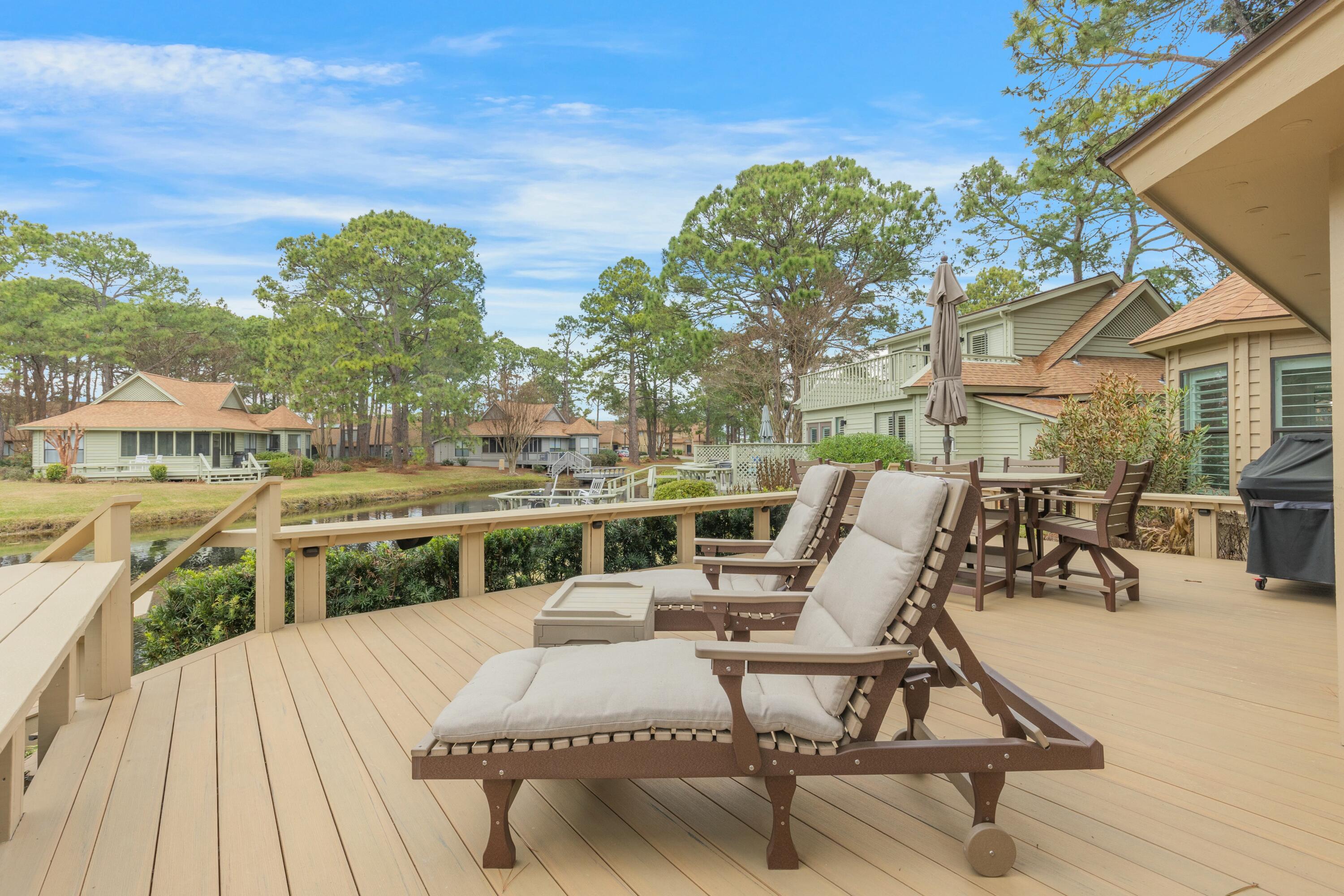 FAIRWAYS AT SANDESTIN - Residential