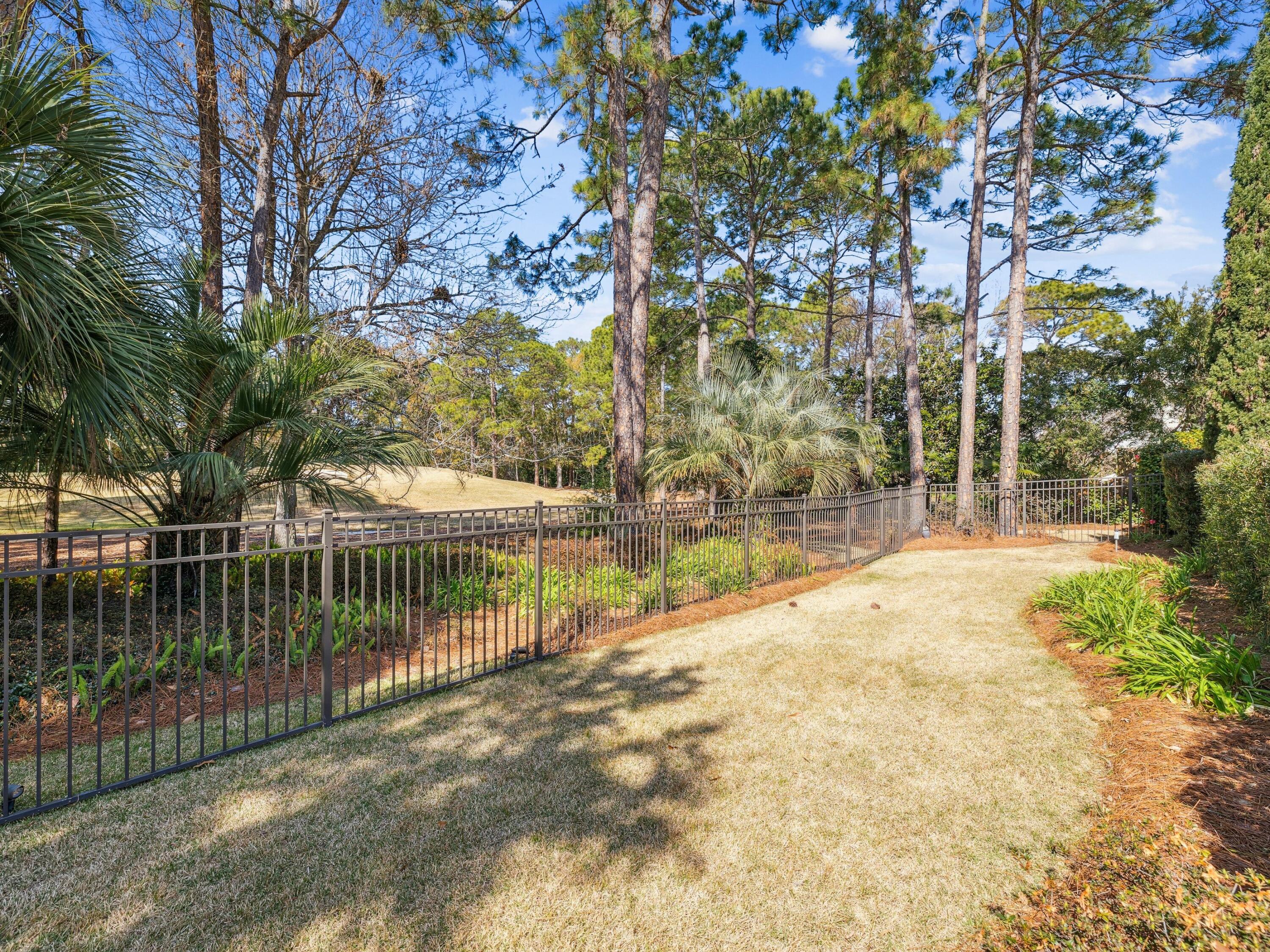 BURNT PINE - Residential
