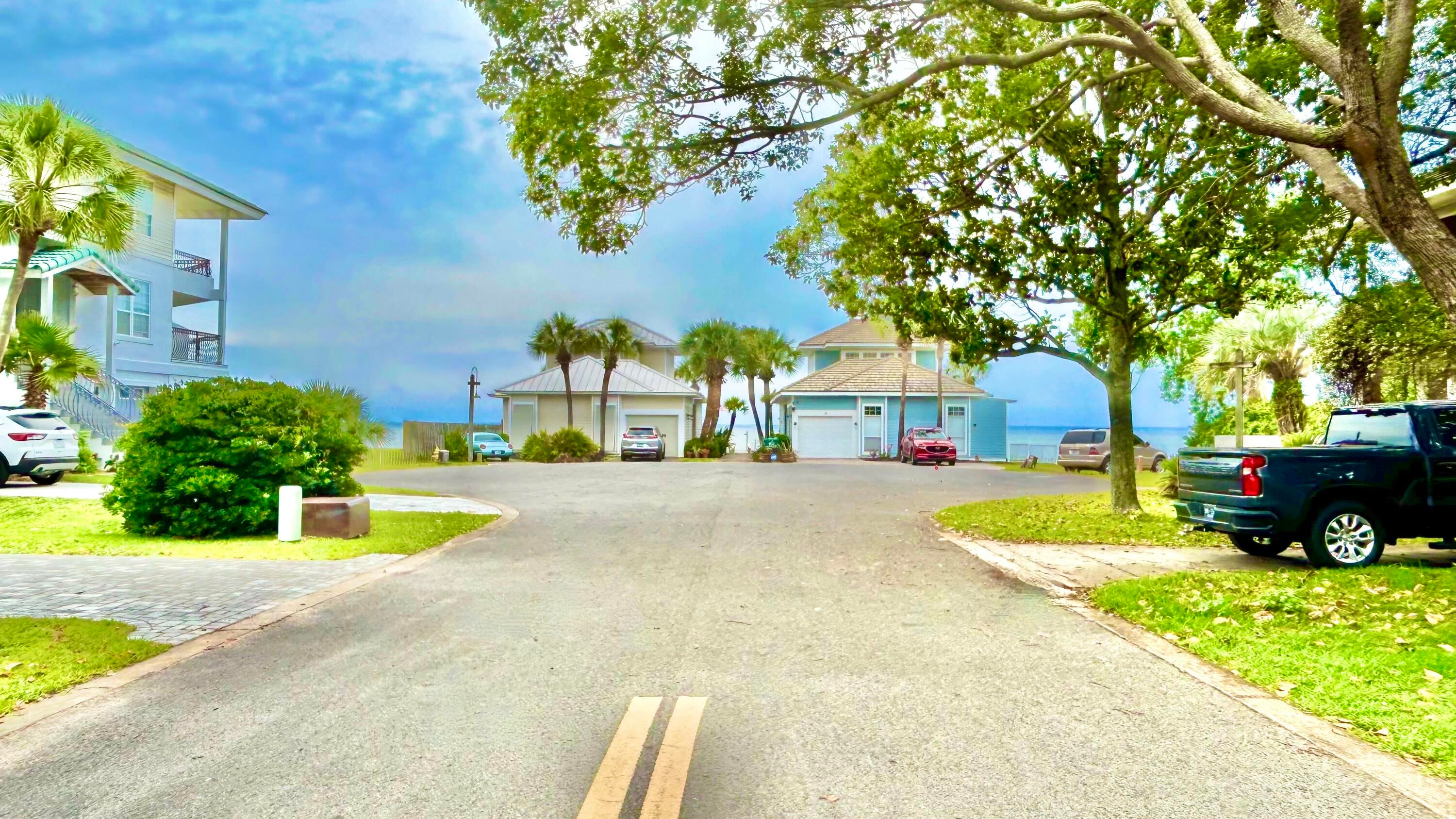 BAYSHORE GARDENS - Land