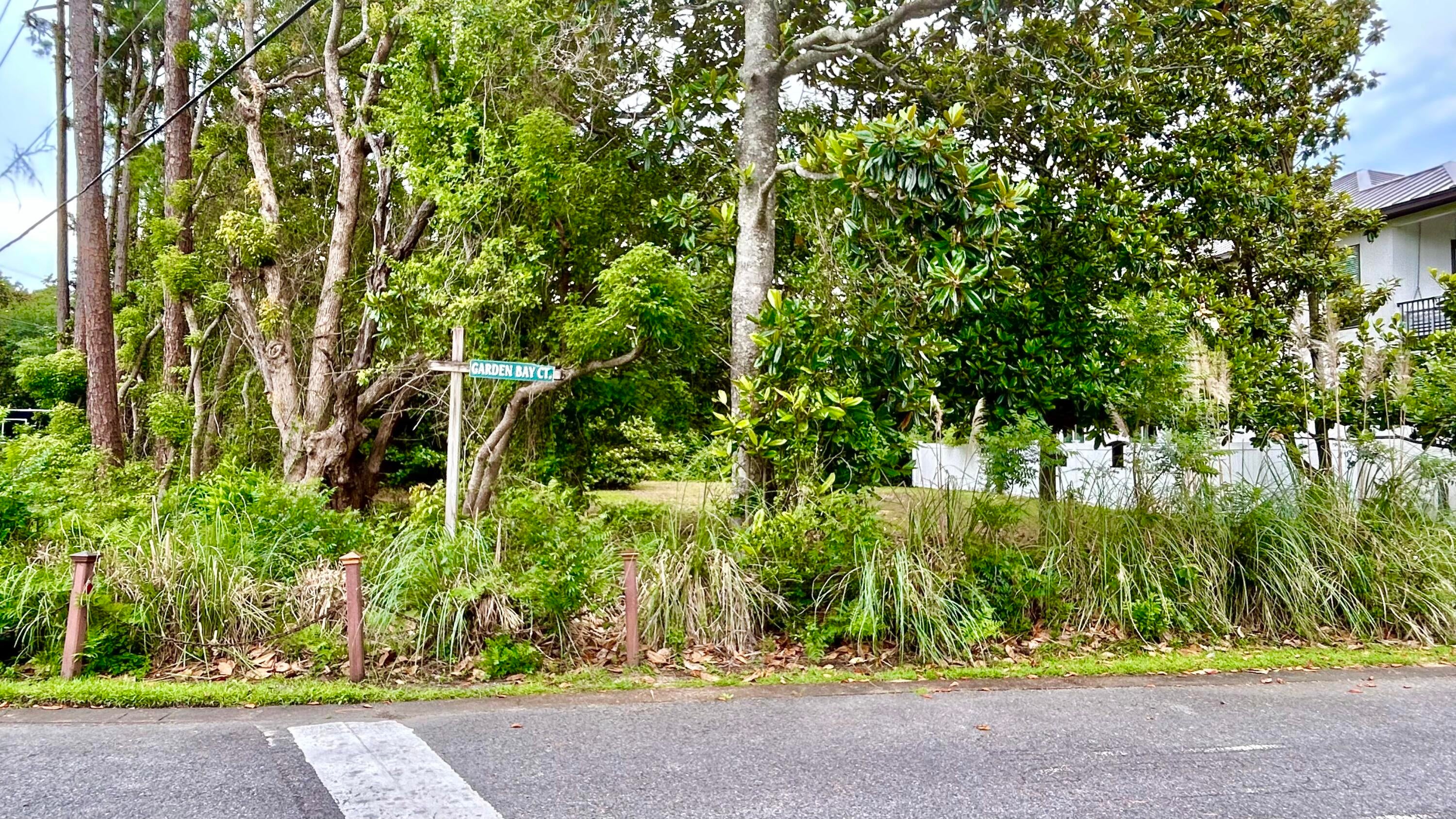BAYSHORE GARDENS - Land