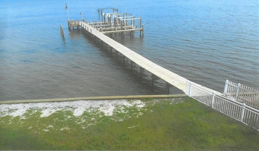 BAYSHORE GARDENS - Land