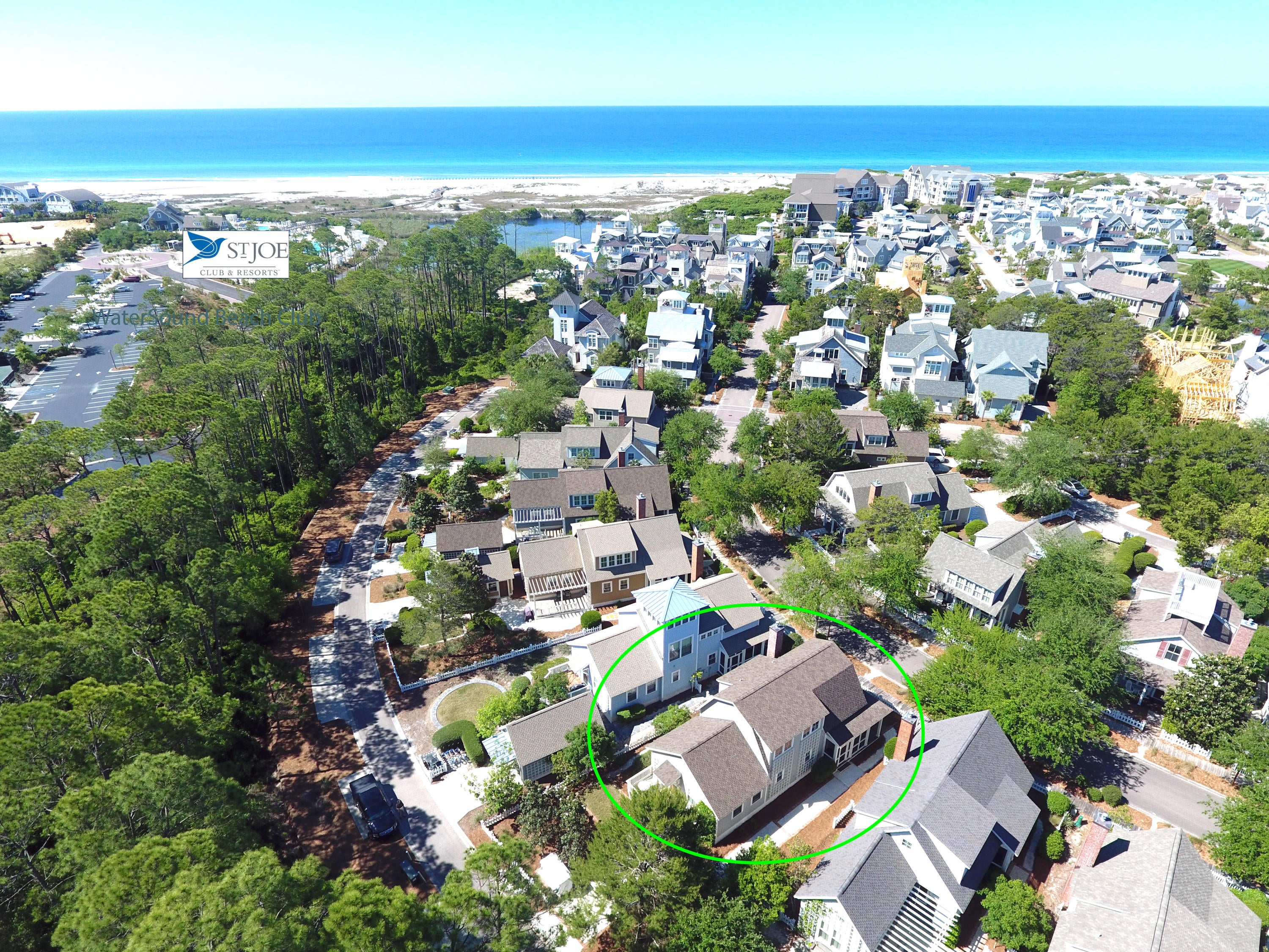 Watersound Beach is a 256 acre Community tucked in the dunes of South Walton with a mile of beach frontage on the Gulf of Mexico. 261 Salt Box is a 3 bedroom/4 bath shingled cottage providing an ideal spot to come enjoy all Watersound and our beaches have to offer. Watersound provides walking and golf cart accessible boardwalks through the dunes to the white sands and blue green waters of the gulf.
The cottage provides 2 downstairs bedrooms which will accommodate king beds with private bathrooms.
The kitchen provides plenty of space to create a shrimp boil or bring in take out from our many gourmet restaurants. The dining and living area centered around a gas fireplace provide a cozy and intimate place to gather. A large upstairs master suite completes this perfect cottage. Come See