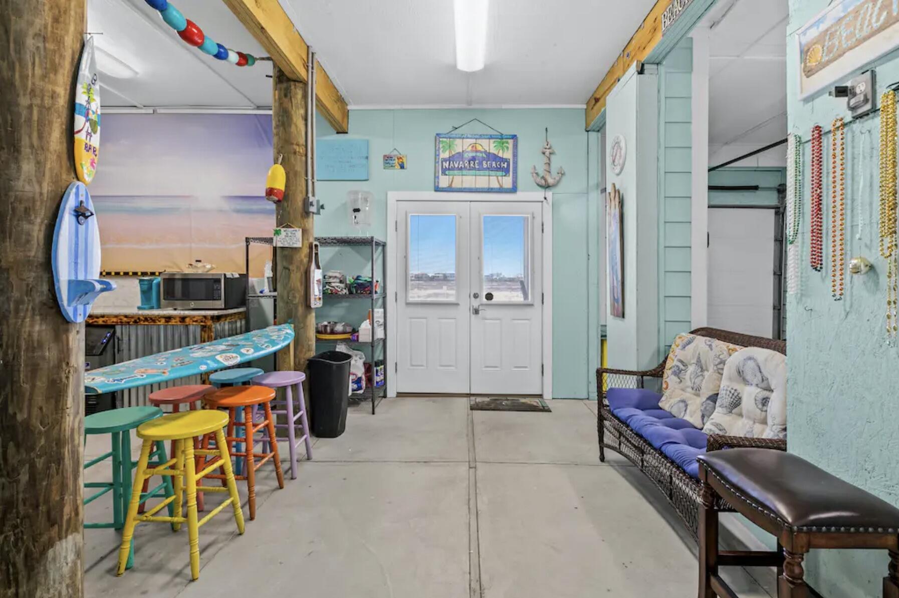 BY THE SEA - Residential