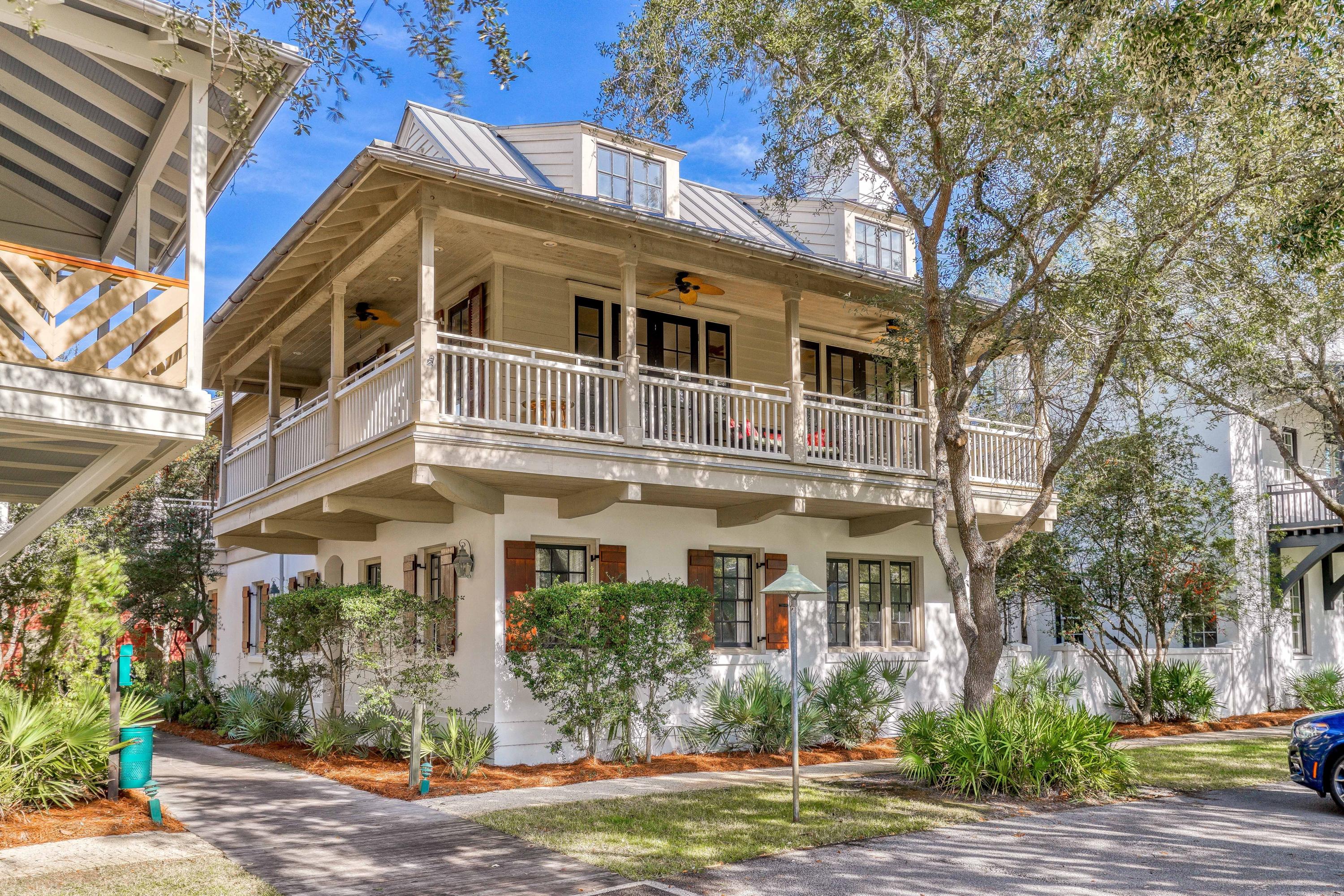 One of the BEST LOCATIONS in ROSEMARY! ON THE EASTERN GREEN, A BOARDWALK, & ONE OF THE LARGEST LOTS IN TOWN! THIS HOME HAS IT ALL...POOL, COURTYARD, & A BRAND NEW CARRIAGE HOUSE W/ LOFT OVER 2 CAR GARAGE. A sunny SPACIOUS COURTYARD has HEATED POOL & HOT TUB & Summer kitchen grilling area. Main house has 3 BR plus DEN on first floor and Master suite on 2nd floor that overlooks the COURTYARD & POOL. SPACIOUS LIVING/DINING AREA with FIREPLACE & wrap around porch overlooking the Eastern GREEN. Short stroll to the Main Street DINING & SHOPPING area and THE BEACH!!
Never rented, this is the PERFECT FAMILY HOME with plenty of room to play!