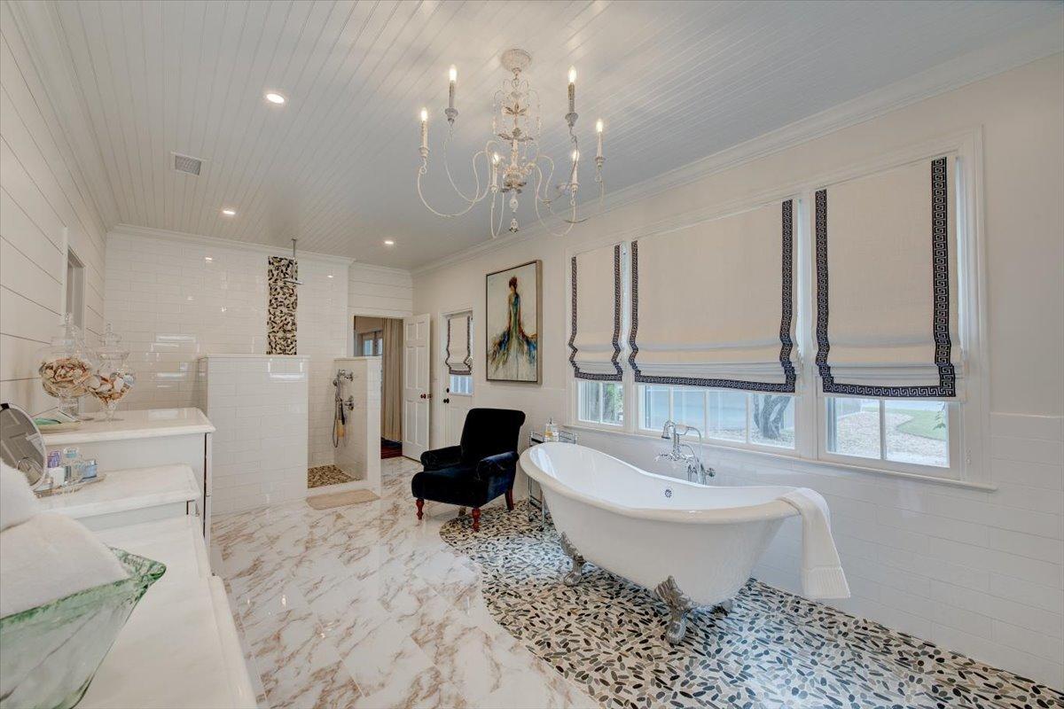 WYNNEHAVEN BEACH ESTATES - Residential